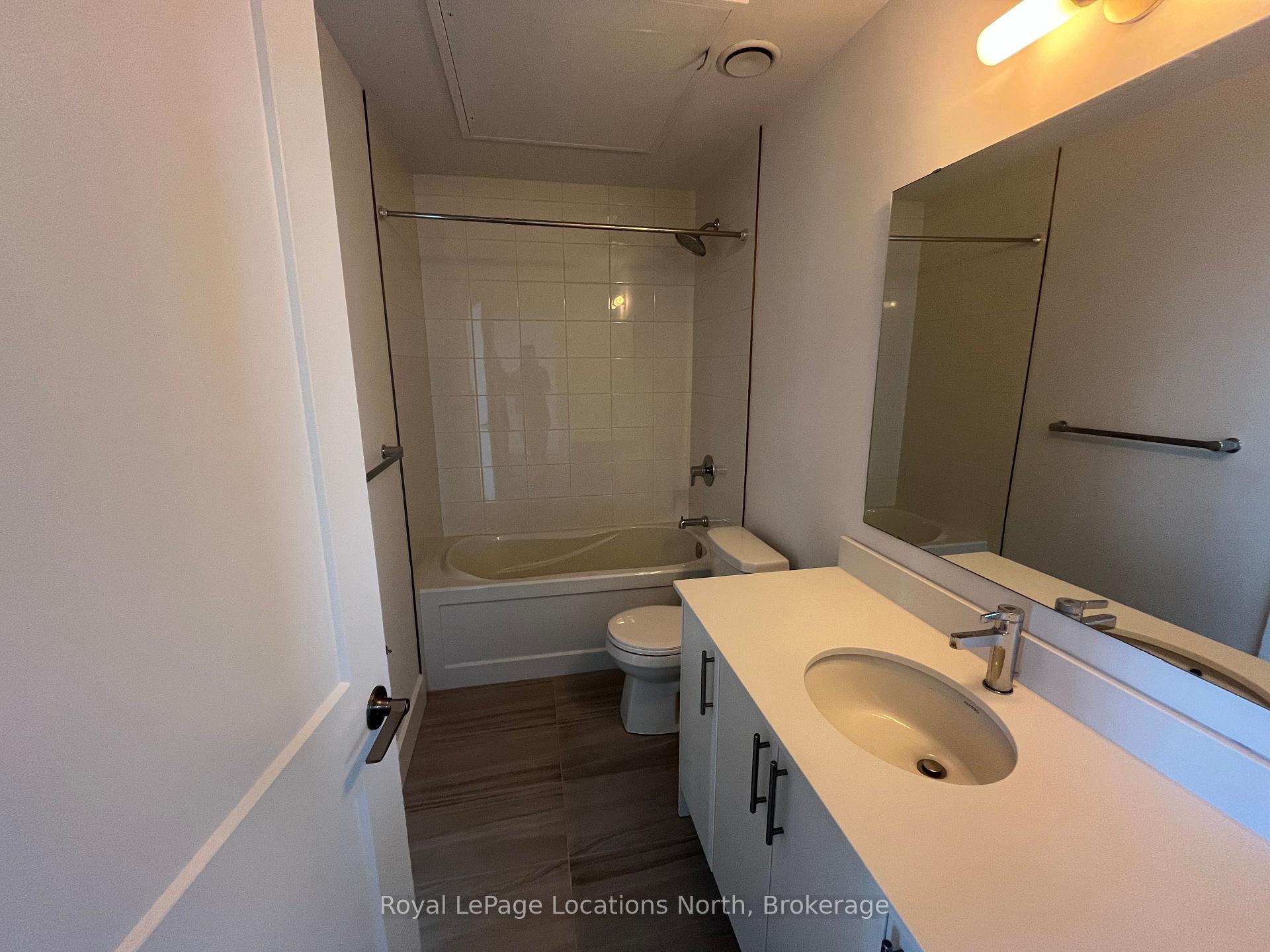 Photo 8 of Unit 227, 4 Kimberly Lane S, Collingwood — HOMEH
