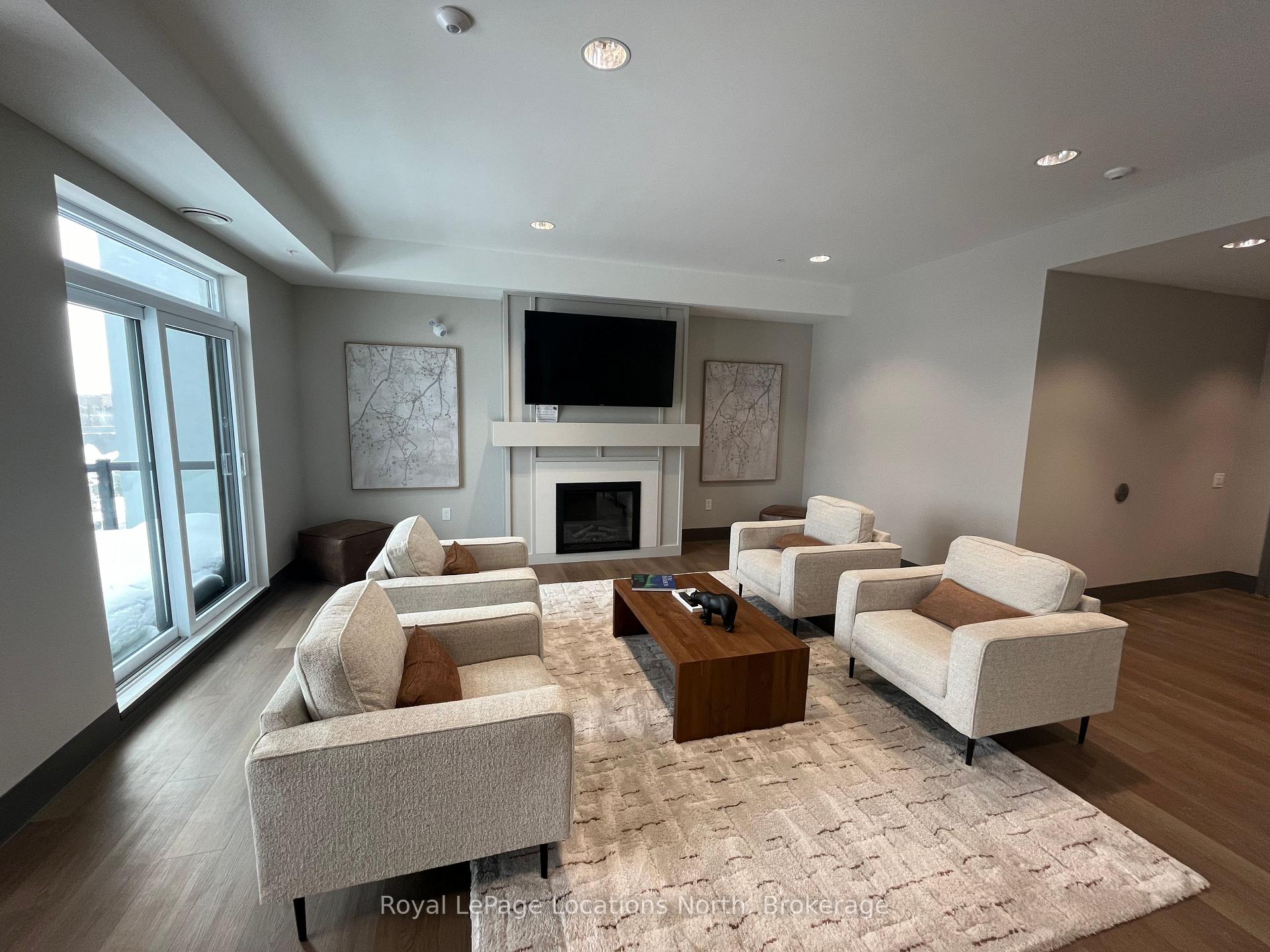 Photo 14 of Unit 227, 4 Kimberly Lane S, Collingwood — HOMEH