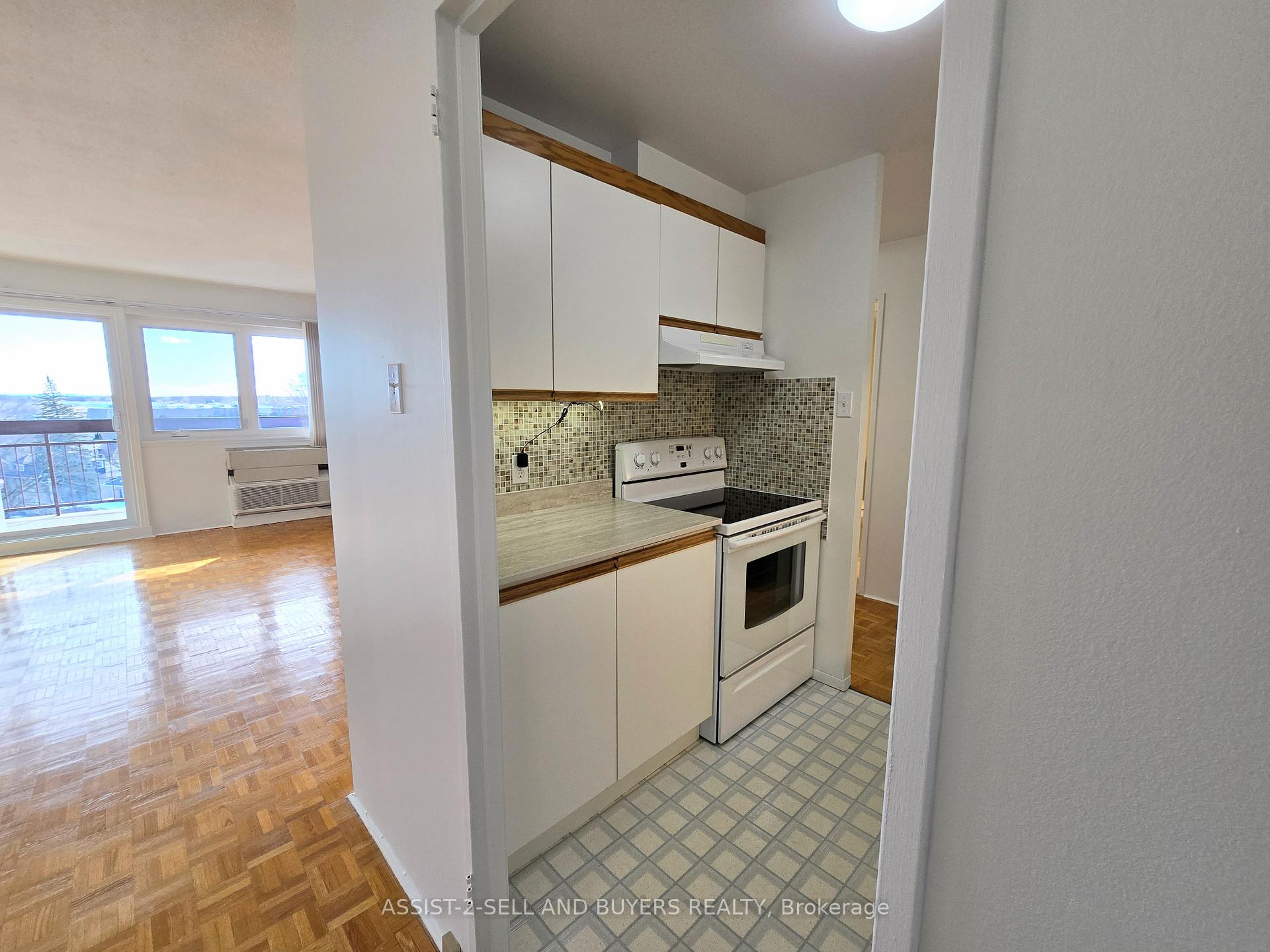 Photo 4 of Unit 808, 308 Second Street East, Cornwall — HOMEH