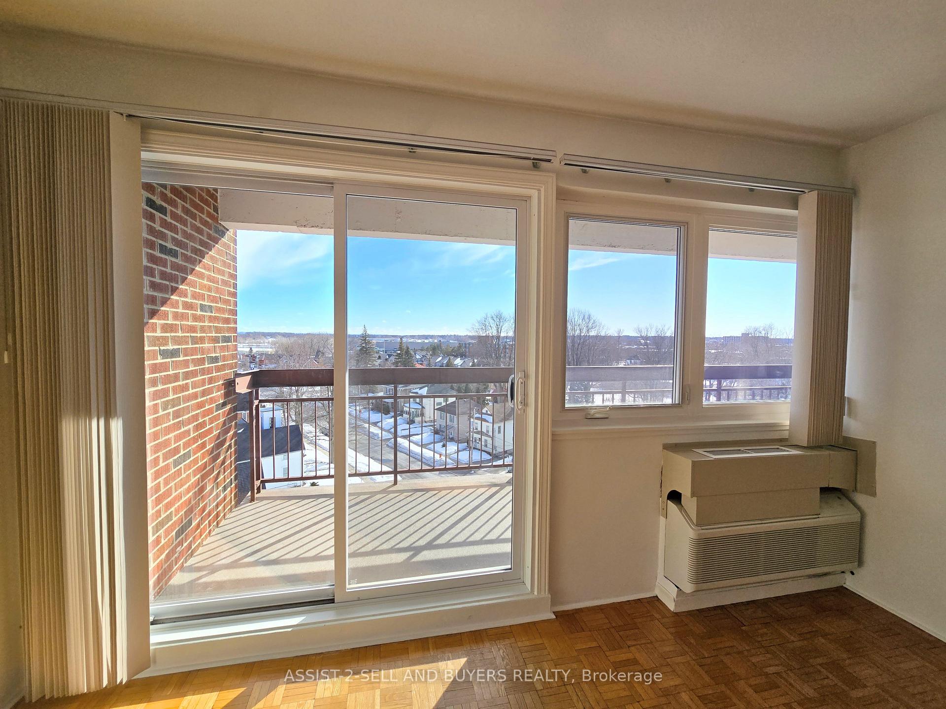 Photo 8 of Unit 808, 308 Second Street East, Cornwall — HOMEH