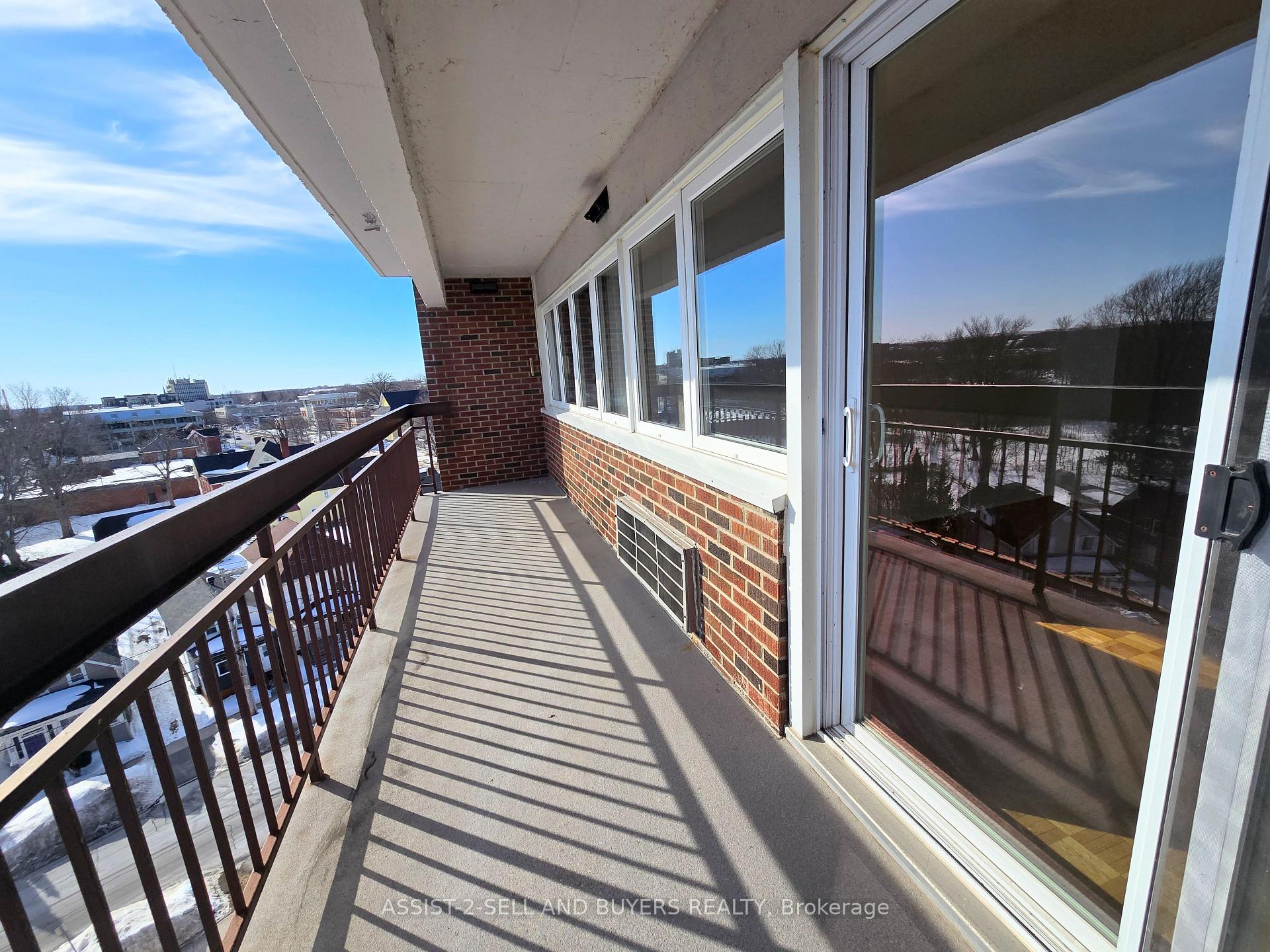 Photo 11 of Unit 808, 308 Second Street East, Cornwall — HOMEH