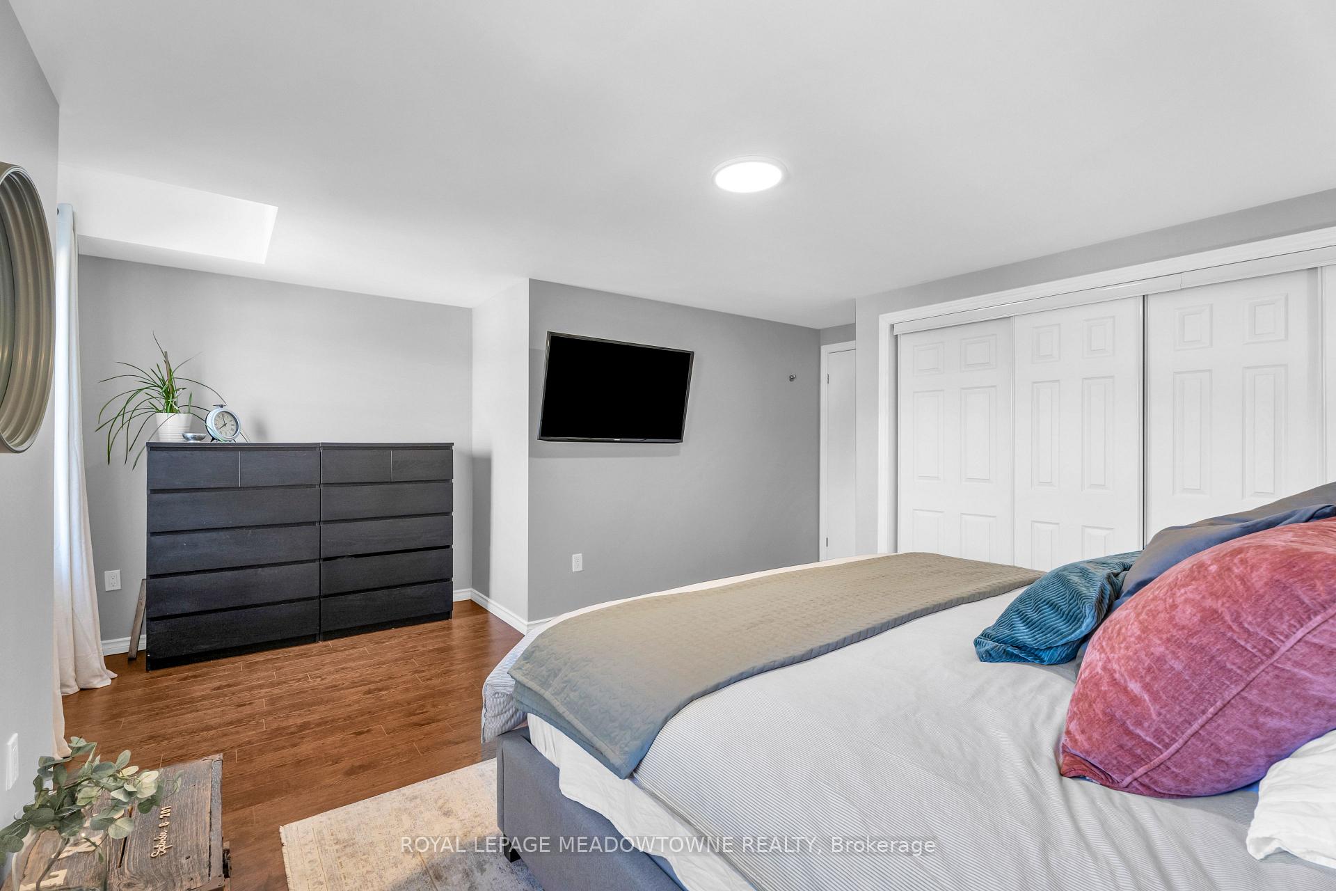 Photo 24 of Unit 39, 124 Gosling Gardens, Guelph, Clairfields/Hanlon Business Park — HOMEH
