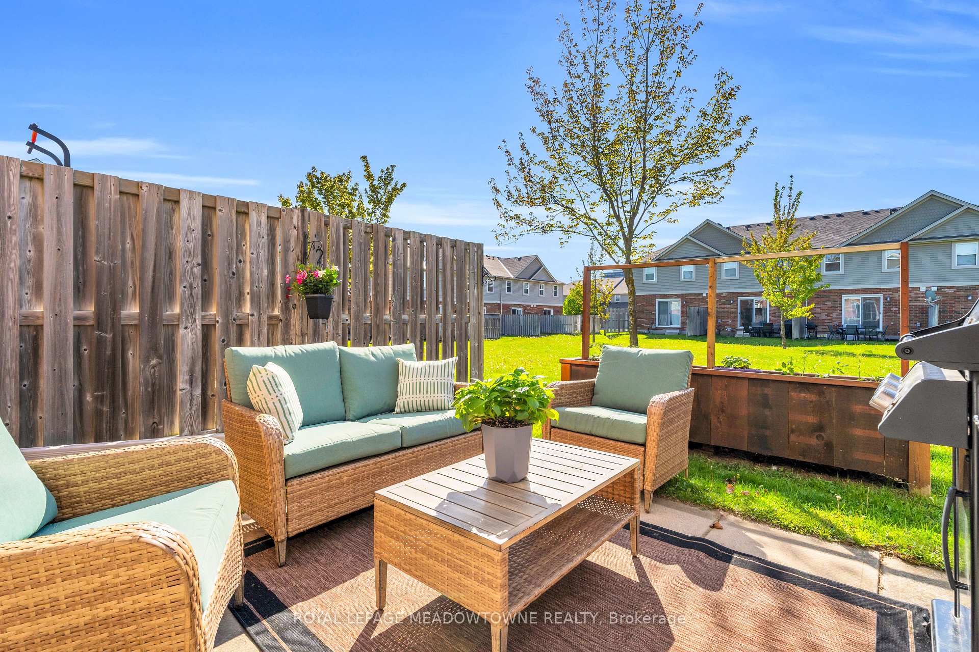 Photo 35 of Unit 39, 124 Gosling Gardens, Guelph, Clairfields/Hanlon Business Park — HOMEH