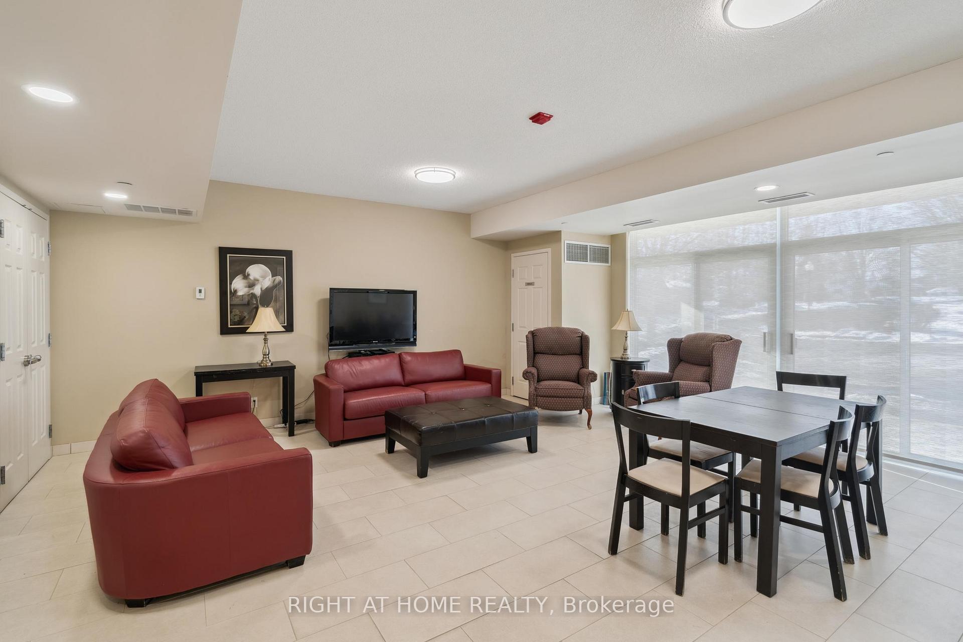 Photo 49 of Unit 411, 171 Shanly Street, Scugog, Port Perry — HOMEH