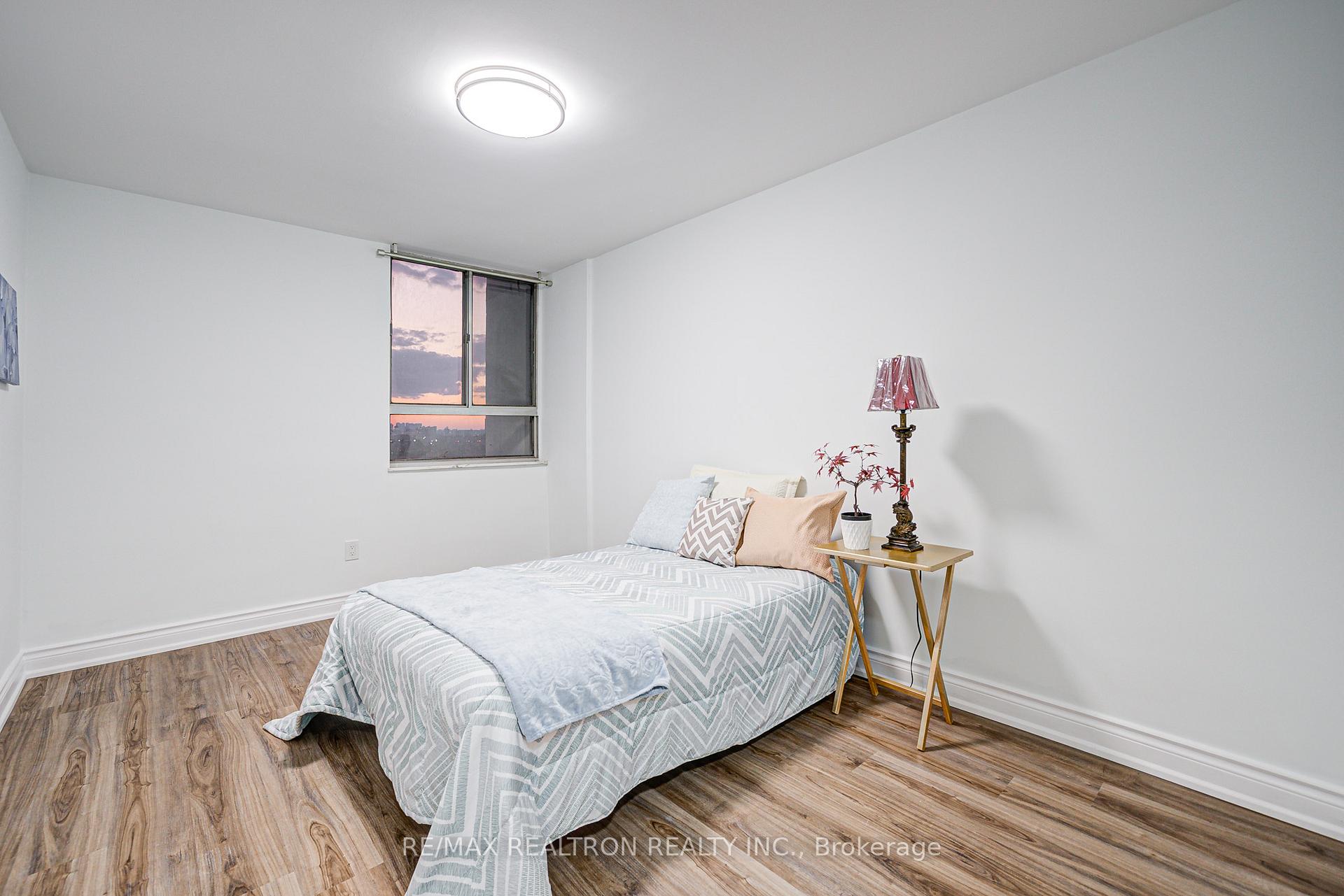 Photo 25 of Unit 1506, 1 Massey Square, Toronto, Crescent Town — HOMEH
