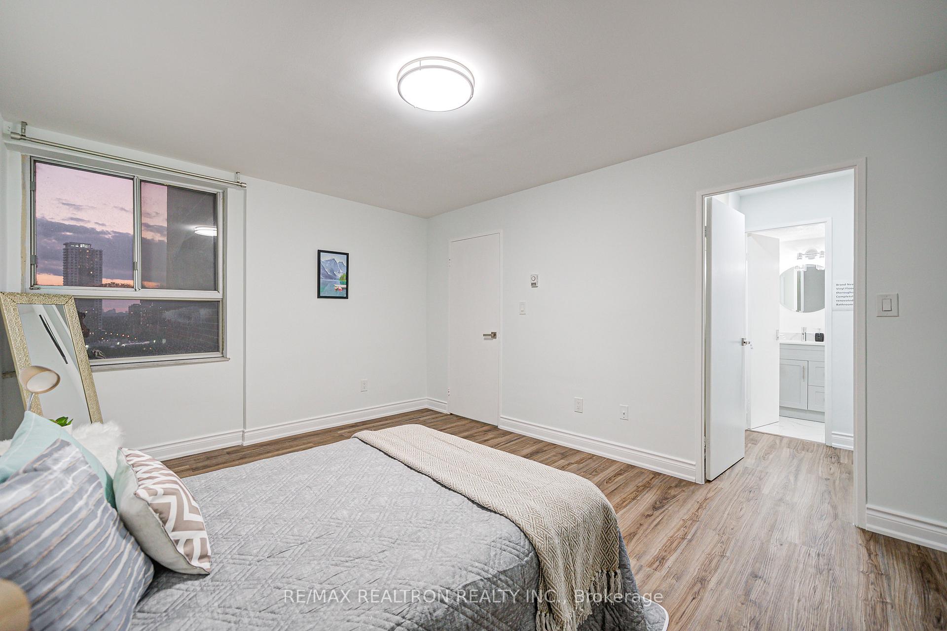 Photo 36 of Unit 1506, 1 Massey Square, Toronto, Crescent Town — HOMEH