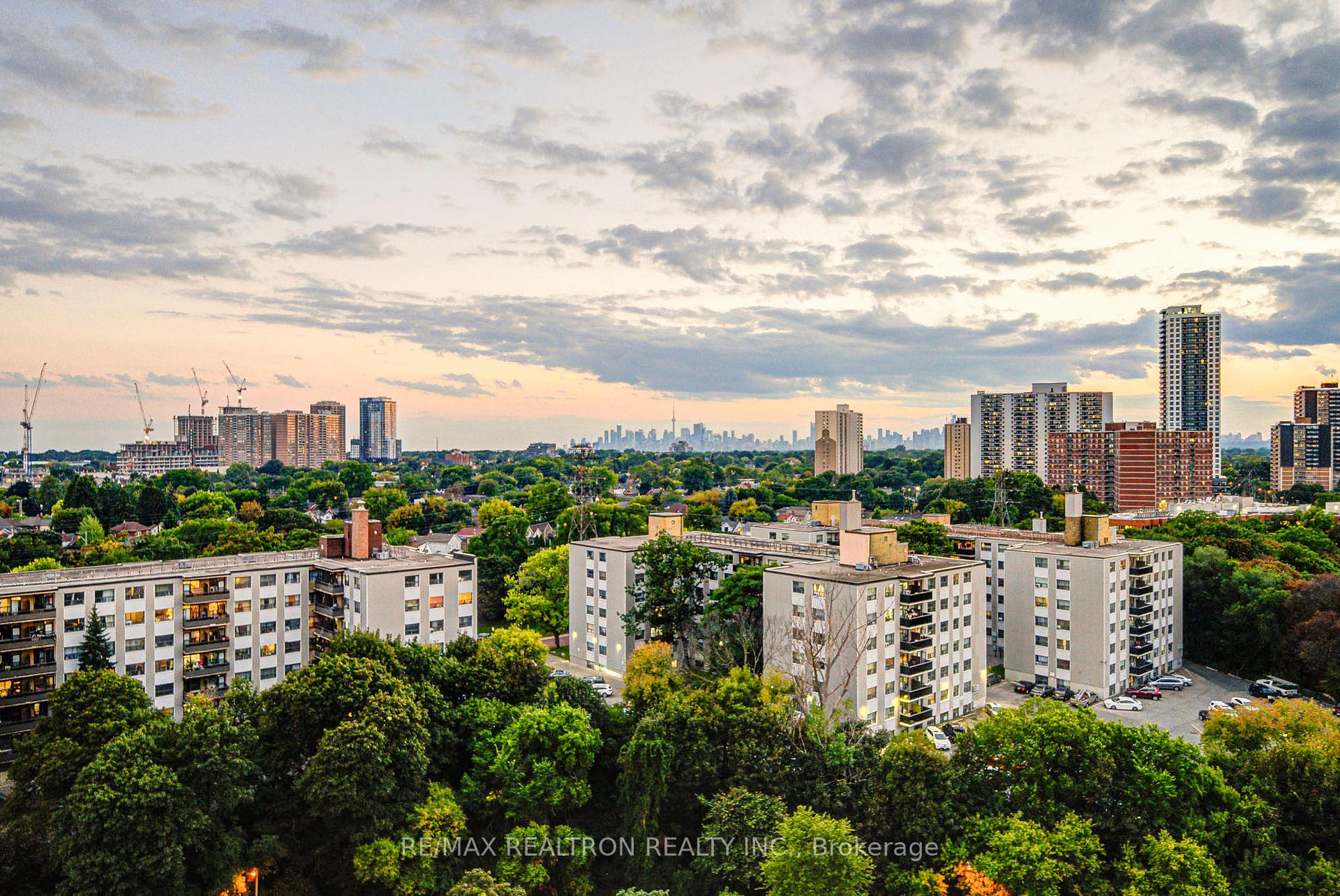 Photo 42 of Unit 1506, 1 Massey Square, Toronto, Crescent Town — HOMEH