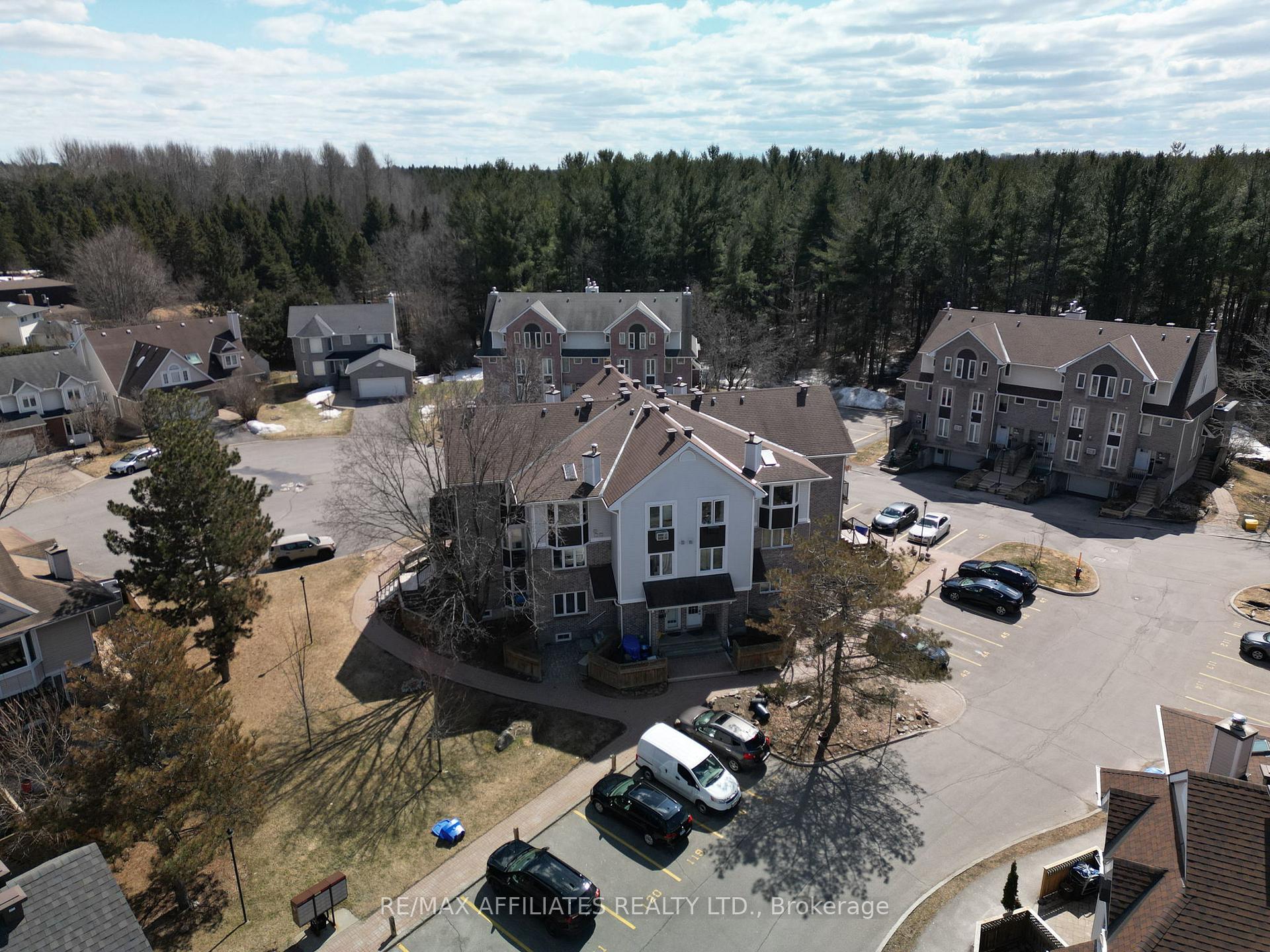 Photo 26 of Unit 2, 2 Waterfall Lane, Ottawa, Westcliffe Estates — HOMEH