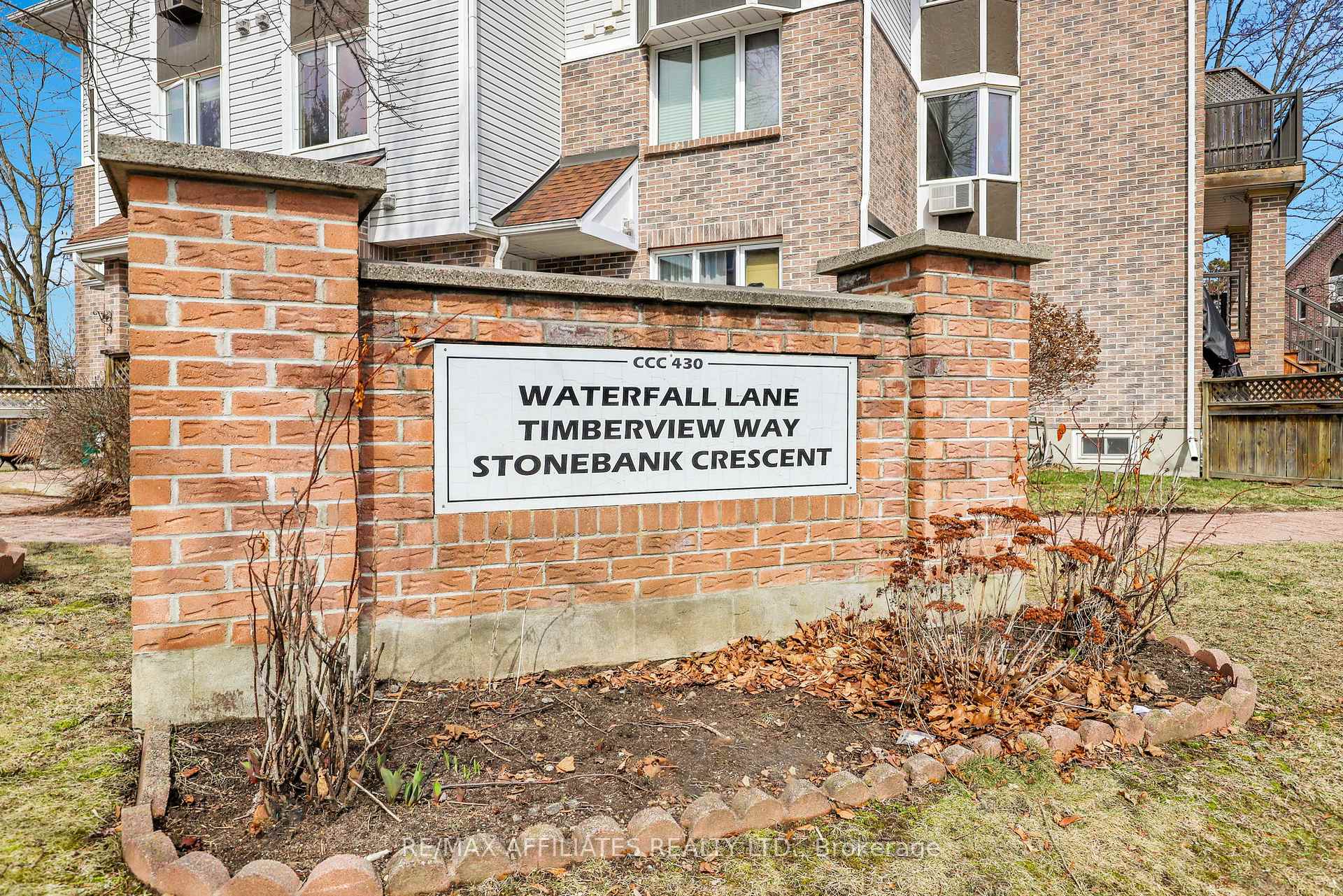 Photo 10 of Unit 2, 2 Waterfall Lane, Ottawa, Westcliffe Estates — HOMEH
