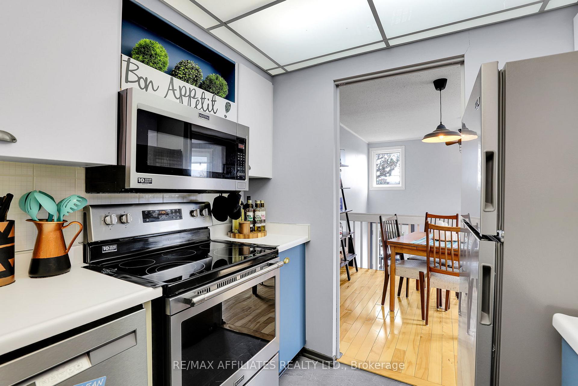 Photo 20 of Unit 2, 2 Waterfall Lane, Ottawa, Westcliffe Estates — HOMEH