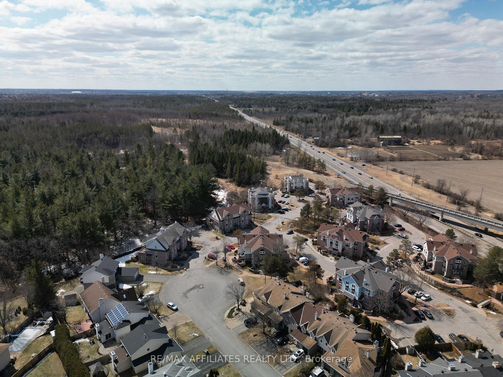 Photo 52 of Unit 2, 2 Waterfall Lane, Ottawa, Westcliffe Estates — HOMEH