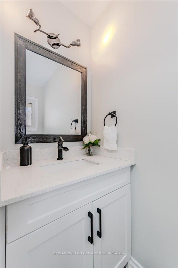 Photo 14 of Unit 71, 20 Paulander Drive, Kitchener — HOMEH