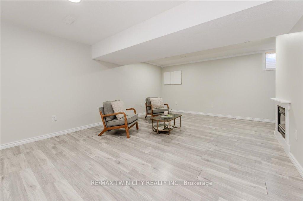 Photo 23 of Unit 71, 20 Paulander Drive, Kitchener — HOMEH