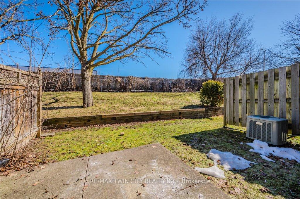 Photo 29 of Unit 71, 20 Paulander Drive, Kitchener — HOMEH