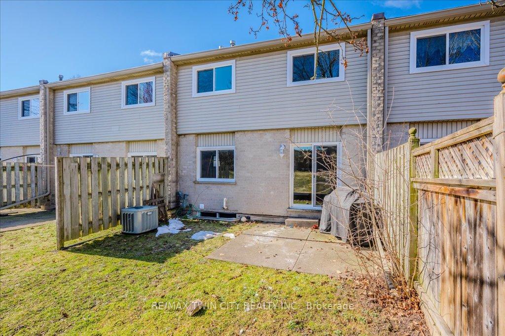 Photo 31 of Unit 71, 20 Paulander Drive, Kitchener — HOMEH