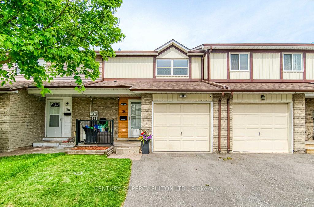 Photo 2 of Unit 38, 540 Dorchester Drive, Oshawa, Vanier — HOMEH