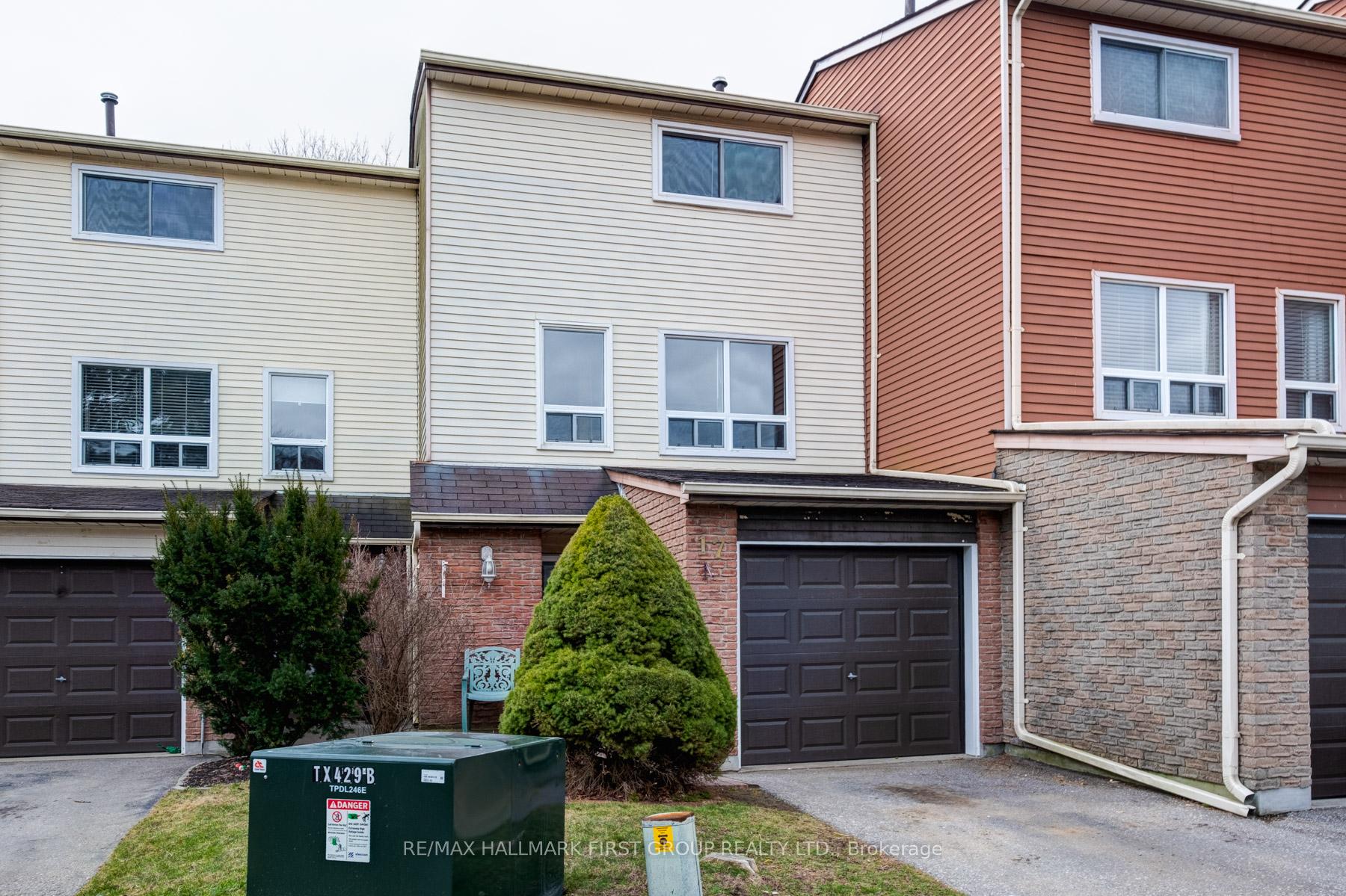Photo 1 of Unit 17, 72 Martin Road, Clarington, Bowmanville — HOMEH