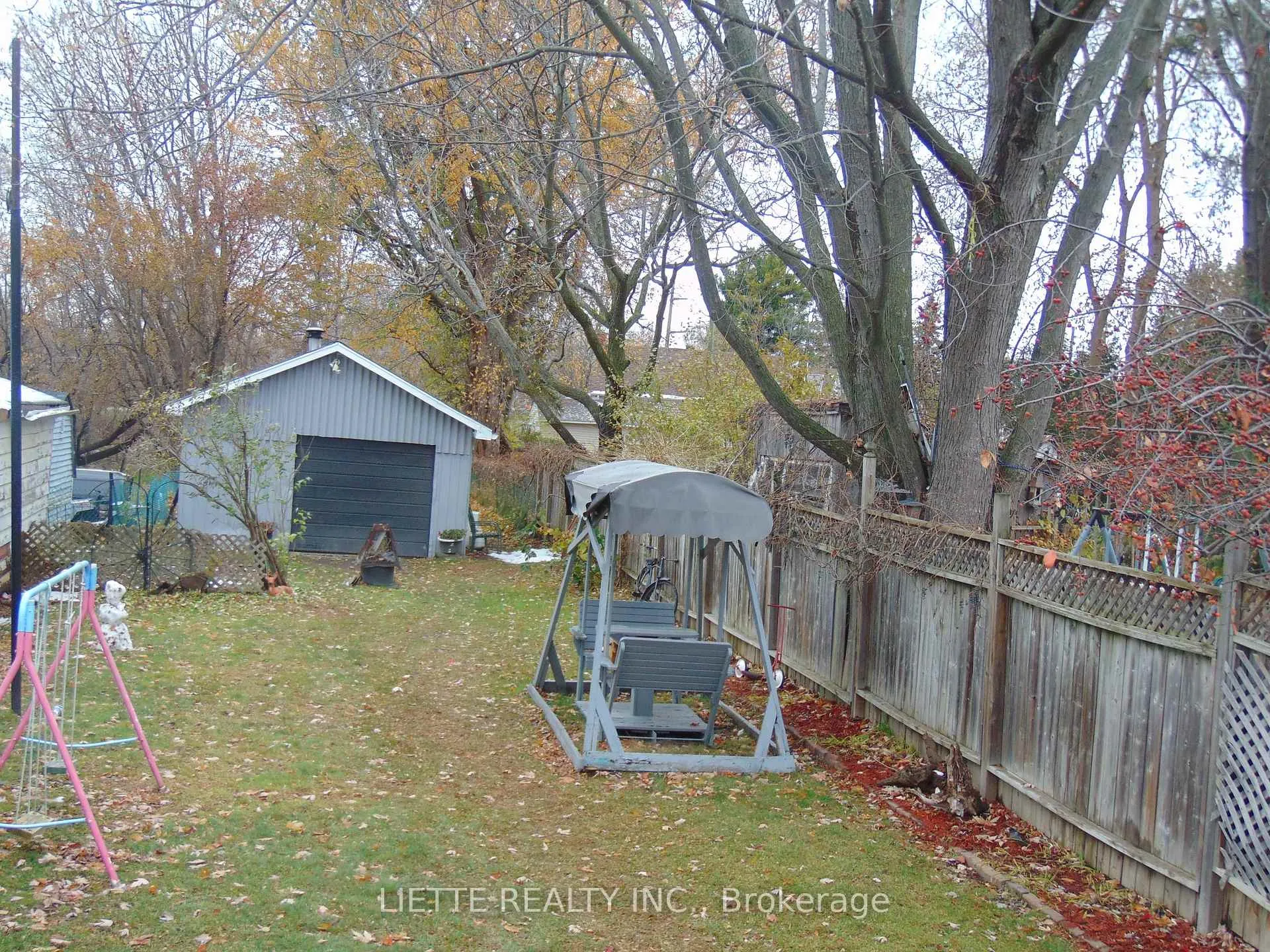 Photo 4 of 317 8th Street E, Cornwall — HOMEH