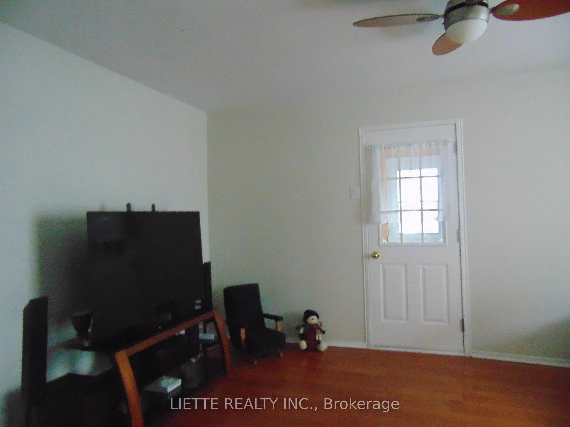 Photo 11 of 317 8th Street E, Cornwall — HOMEH