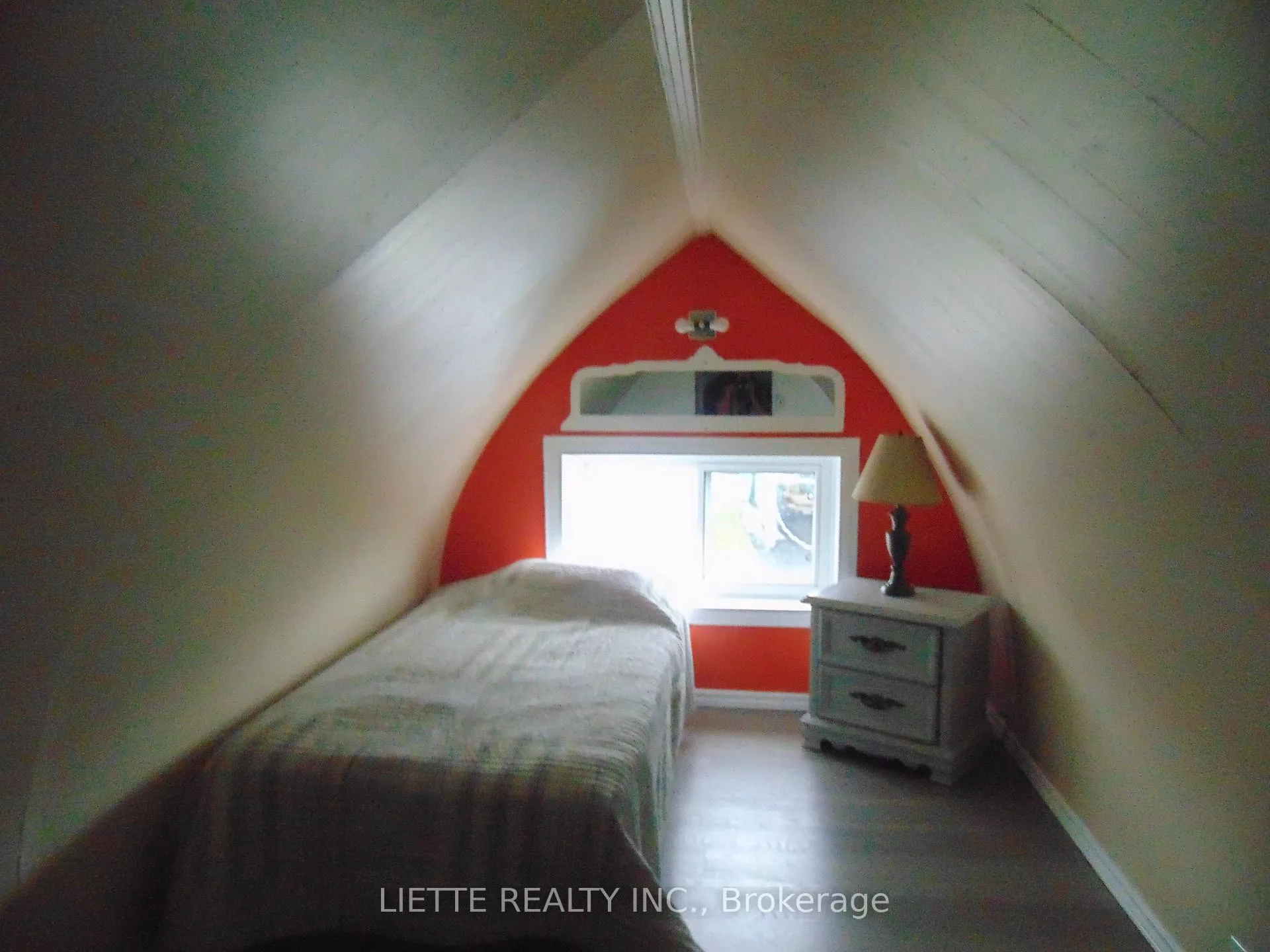 Photo 13 of 317 8th Street E, Cornwall — HOMEH