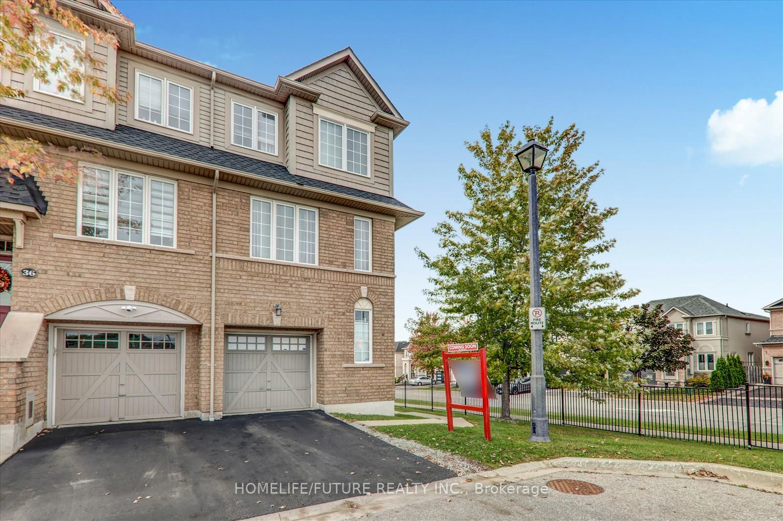 Photo 3 of 38 Lavan Lane, Ajax, Northwest Ajax — HOMEH