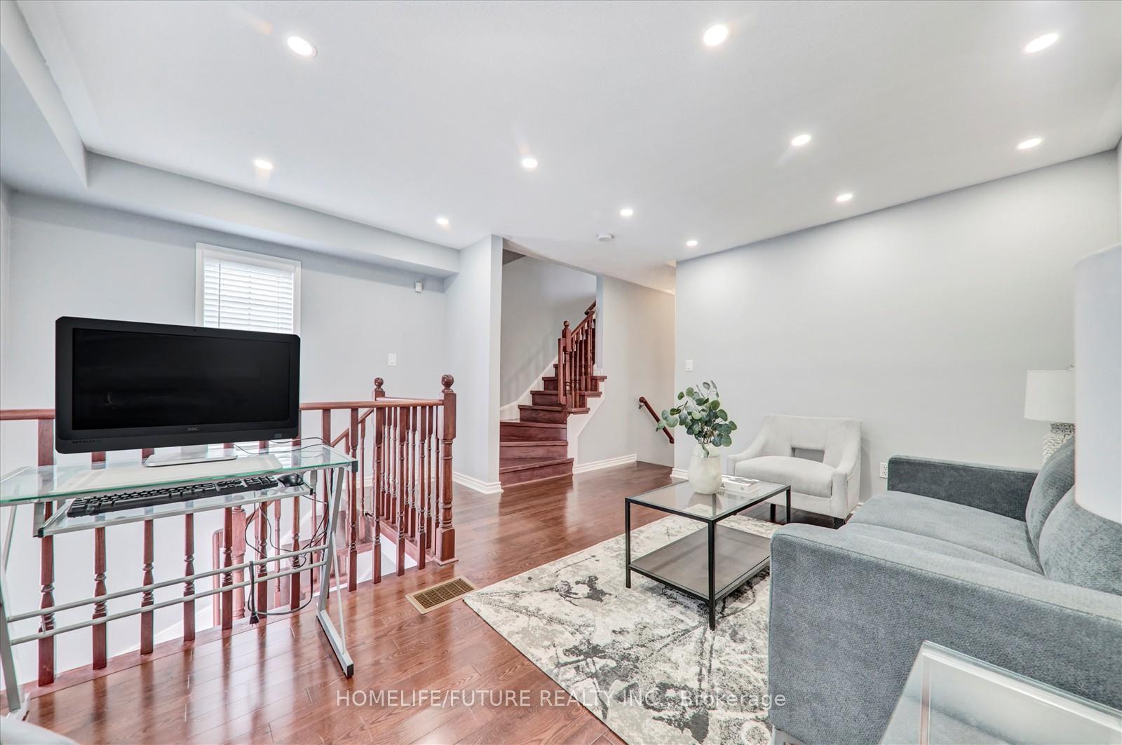 Photo 12 of 38 Lavan Lane, Ajax, Northwest Ajax — HOMEH