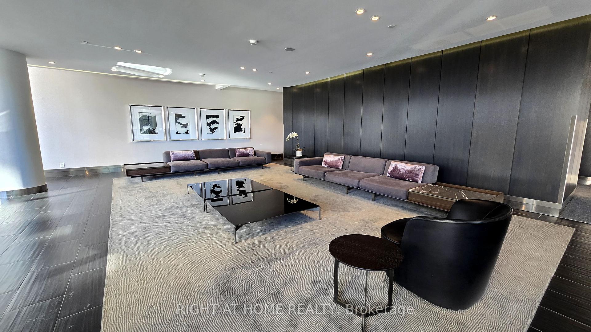 Photo 6 of Unit 802, 1815 Yonge Street, Toronto, Mount Pleasant West — HOMEH