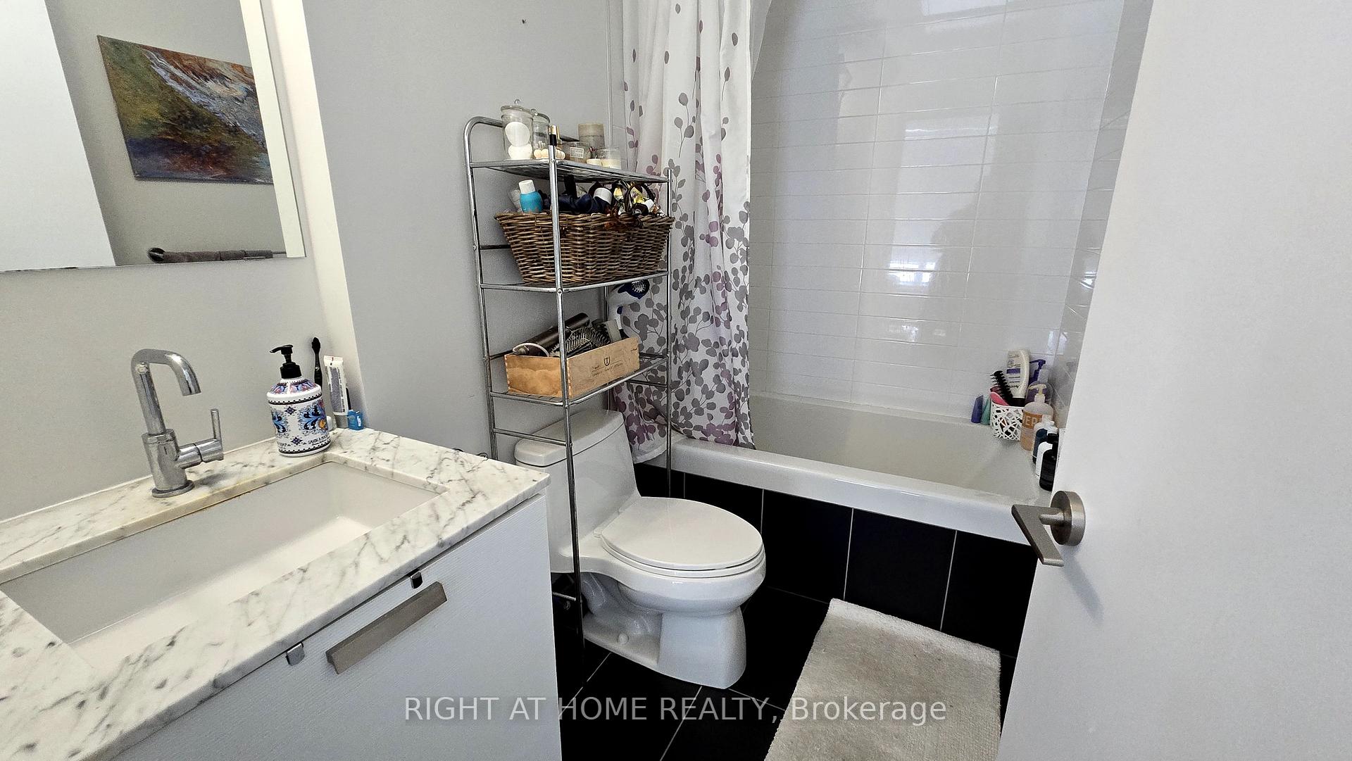 Photo 19 of Unit 802, 1815 Yonge Street, Toronto, Mount Pleasant West — HOMEH