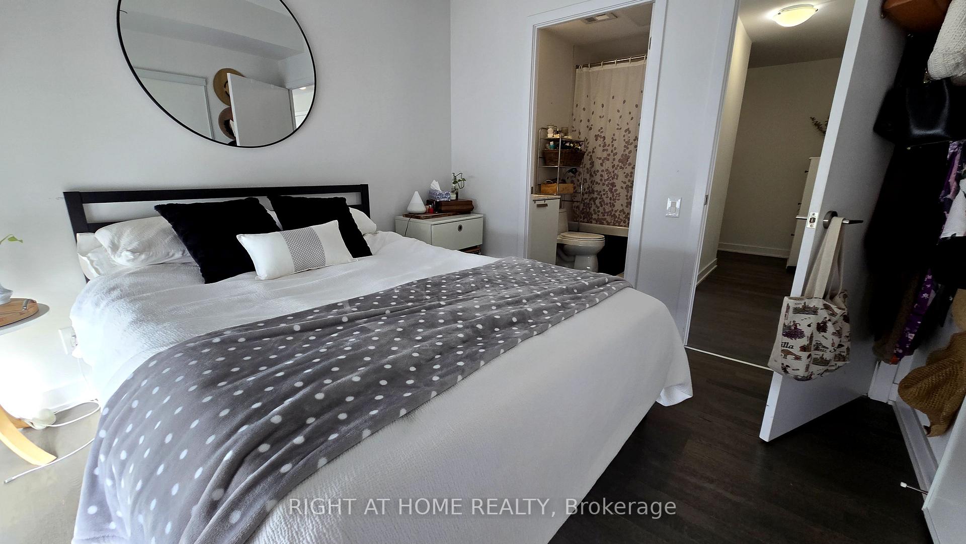 Photo 20 of Unit 802, 1815 Yonge Street, Toronto, Mount Pleasant West — HOMEH