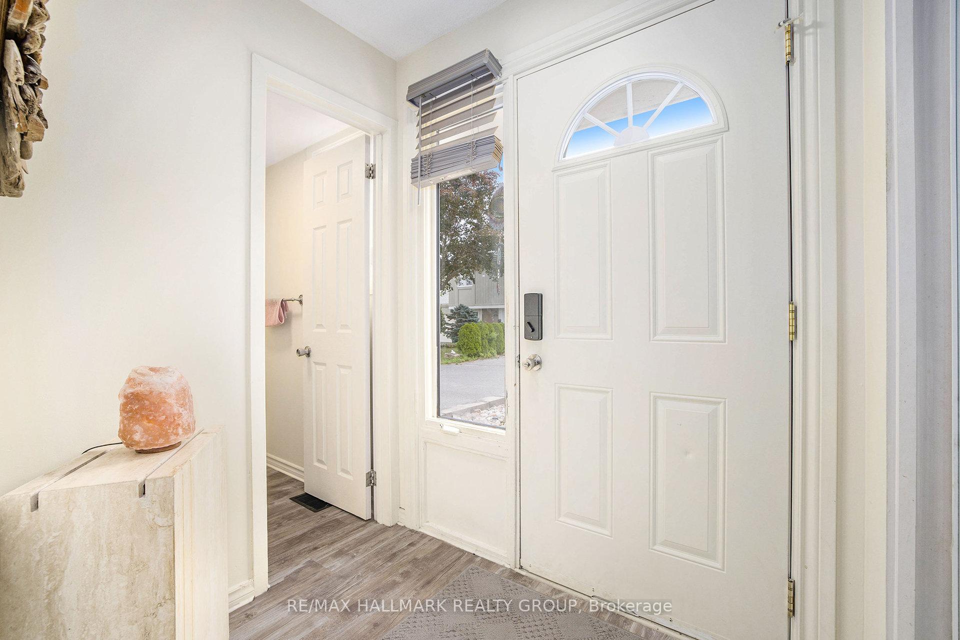 Photo 2 of Unit 42, 58 Jackson Court, Ottawa, Kanata - Beaverbrook — HOMEH
