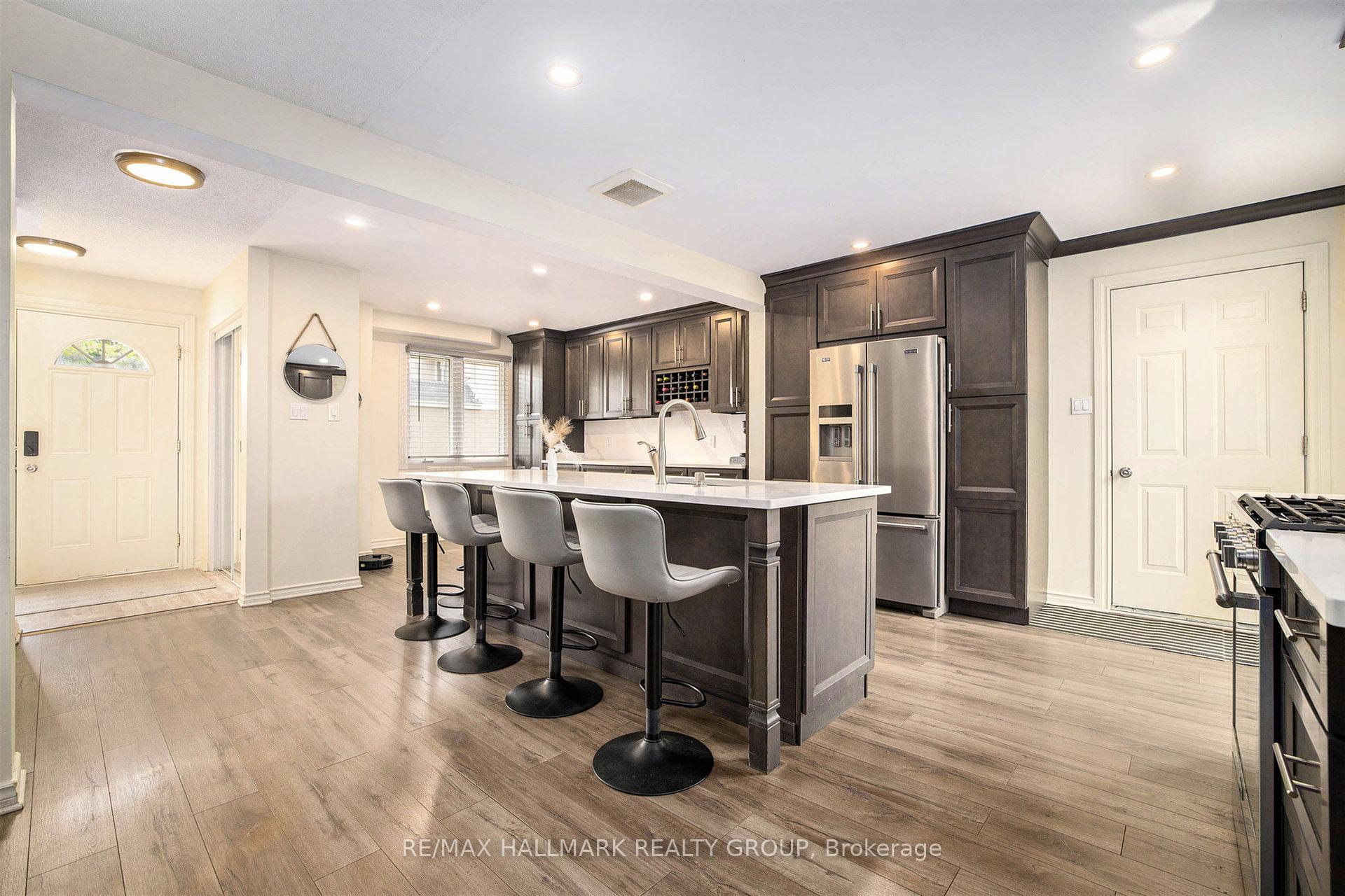 Photo 3 of Unit 42, 58 Jackson Court, Ottawa, Kanata - Beaverbrook — HOMEH