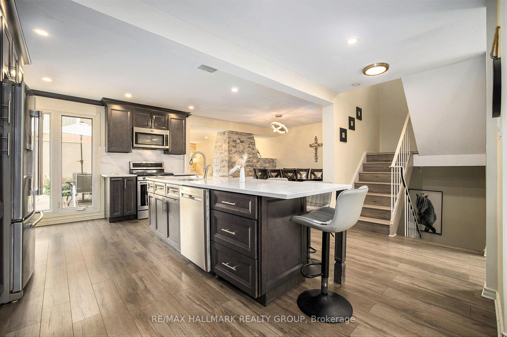 Photo 5 of Unit 42, 58 Jackson Court, Ottawa, Kanata - Beaverbrook — HOMEH