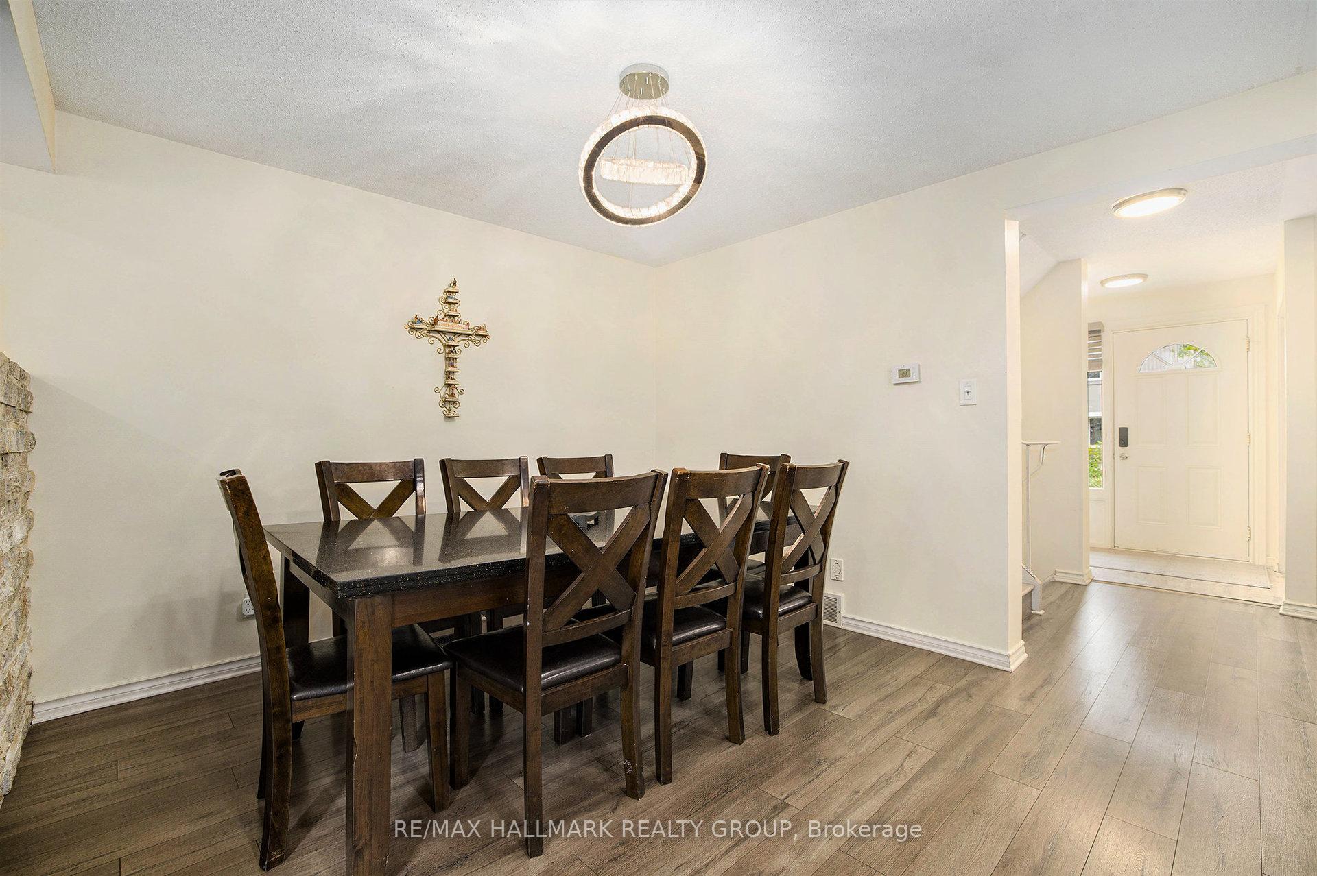 Photo 10 of Unit 42, 58 Jackson Court, Ottawa, Kanata - Beaverbrook — HOMEH