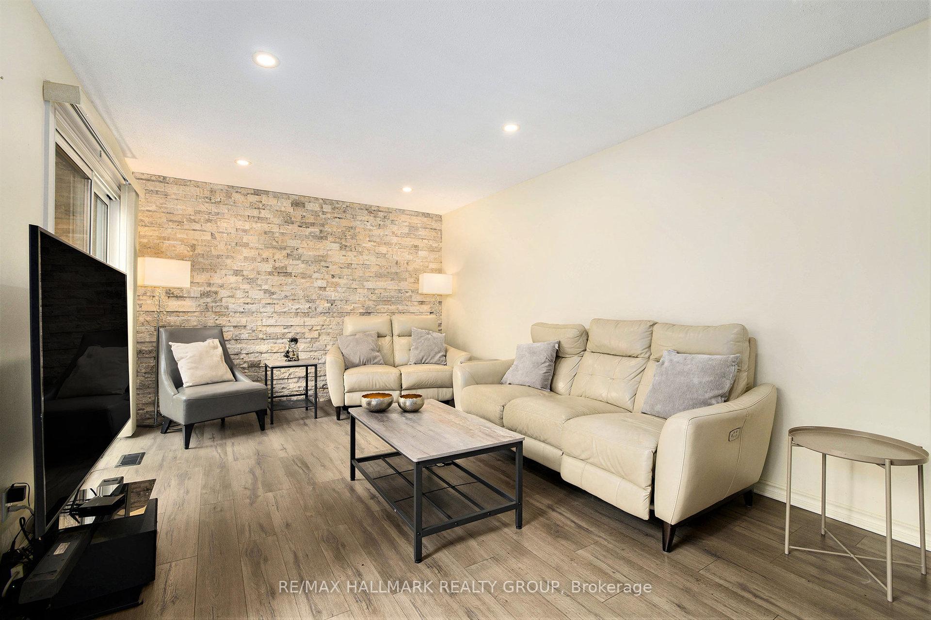 Photo 14 of Unit 42, 58 Jackson Court, Ottawa, Kanata - Beaverbrook — HOMEH