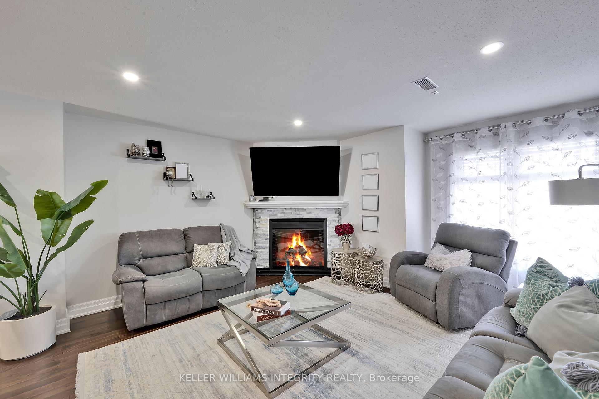 Photo 7 of 266 Meadowbreeze Drive, Ottawa, Kanata - Emerald Meadows/Trailwest — HOMEH