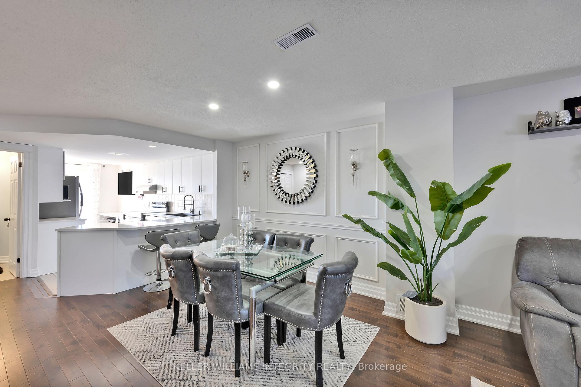 Photo 9 of 266 Meadowbreeze Drive, Ottawa, Kanata - Emerald Meadows/Trailwest — HOMEH