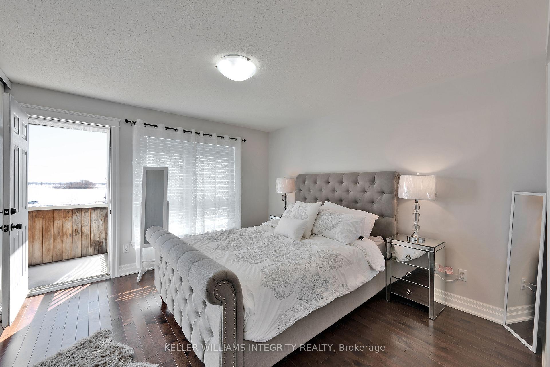Photo 17 of 266 Meadowbreeze Drive, Ottawa, Kanata - Emerald Meadows/Trailwest — HOMEH