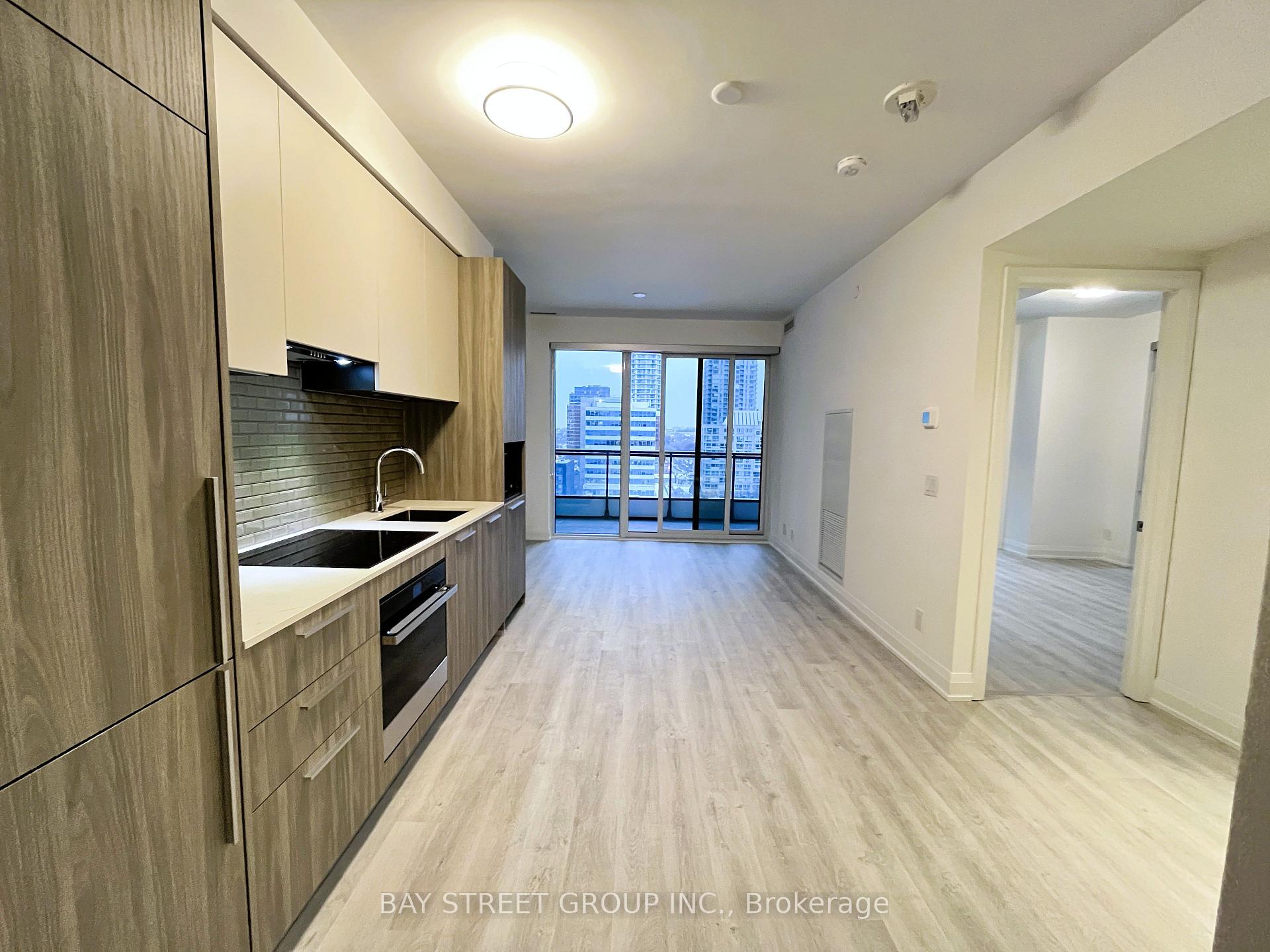 Photo 3 of Unit 1111, 65 Broadway Avenue, Toronto, Mount Pleasant West — HOMEH