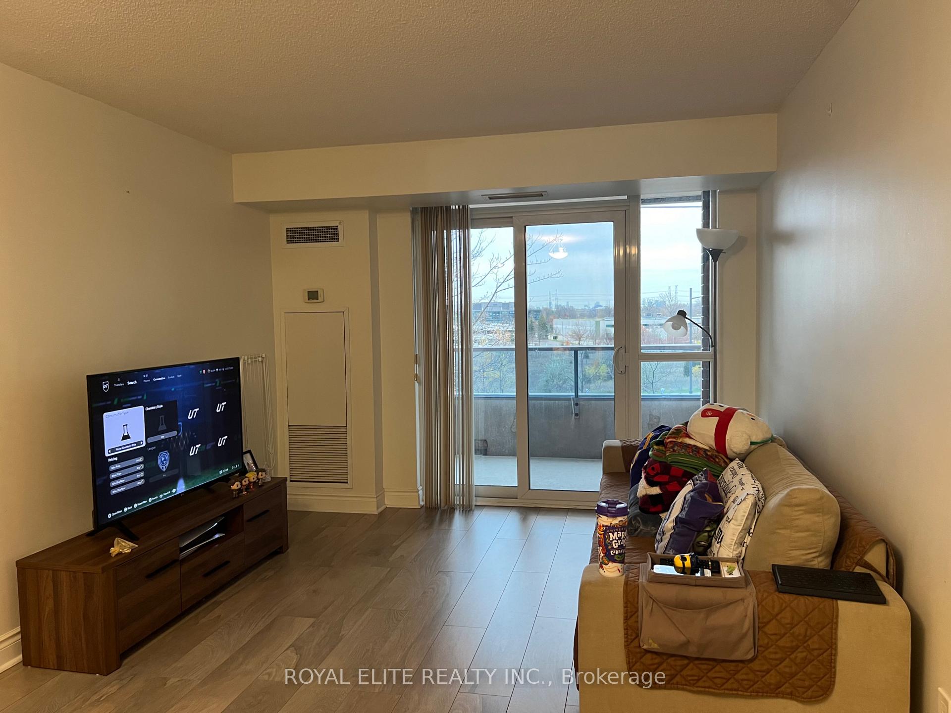 Photo 1 of Unit 365, 23 Cox Boulevard, Markham, Unionville — HOMEH