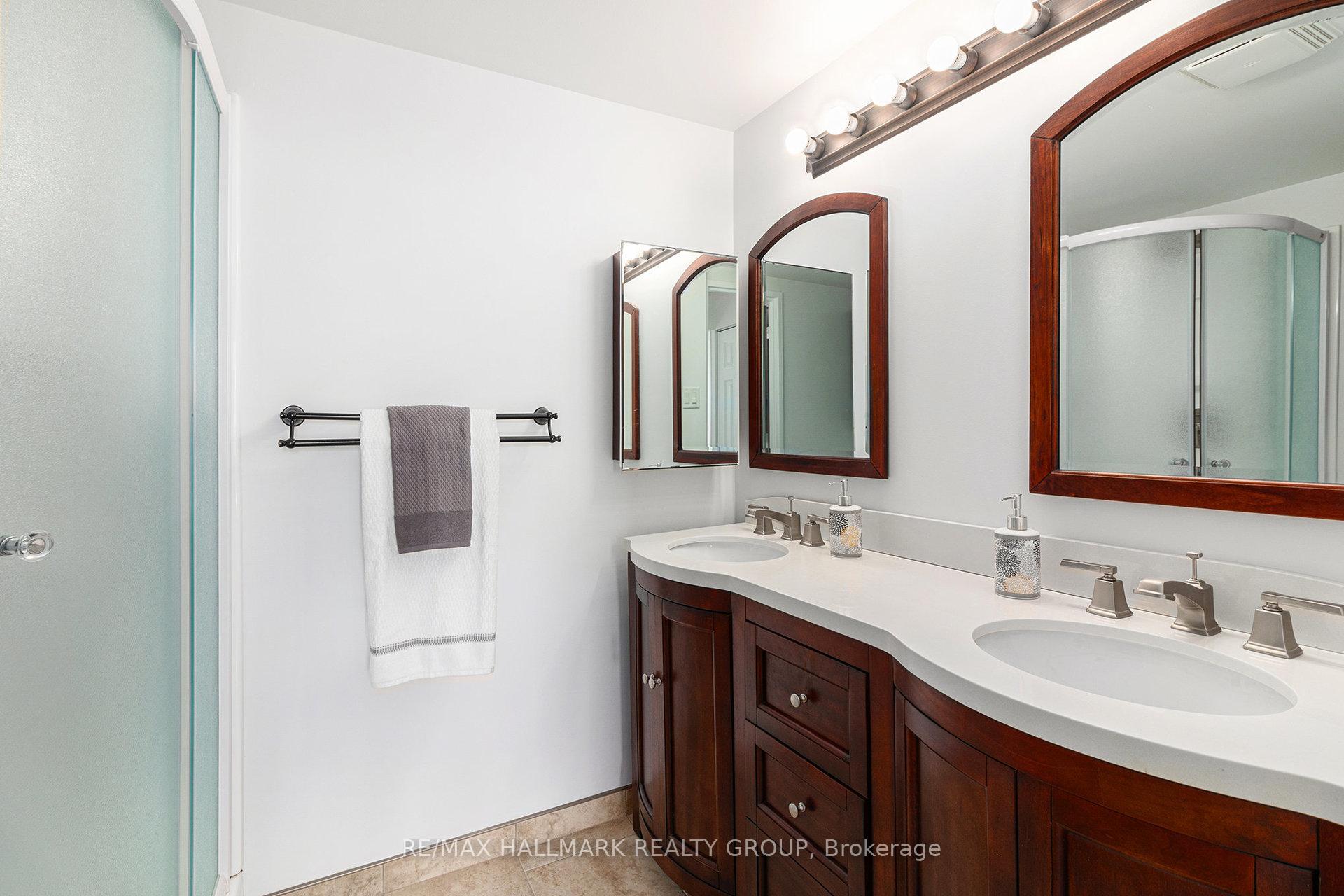 Photo 18 of Unit 1407, 2759 Carousel Crescent, Ottawa, Emerald Woods/Sawmill Creek — HOMEH