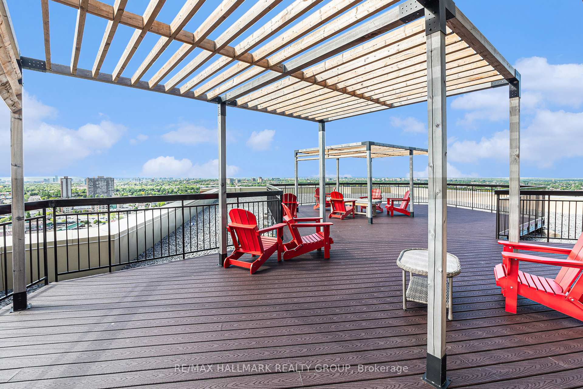 Photo 23 of Unit 1407, 2759 Carousel Crescent, Ottawa, Emerald Woods/Sawmill Creek — HOMEH