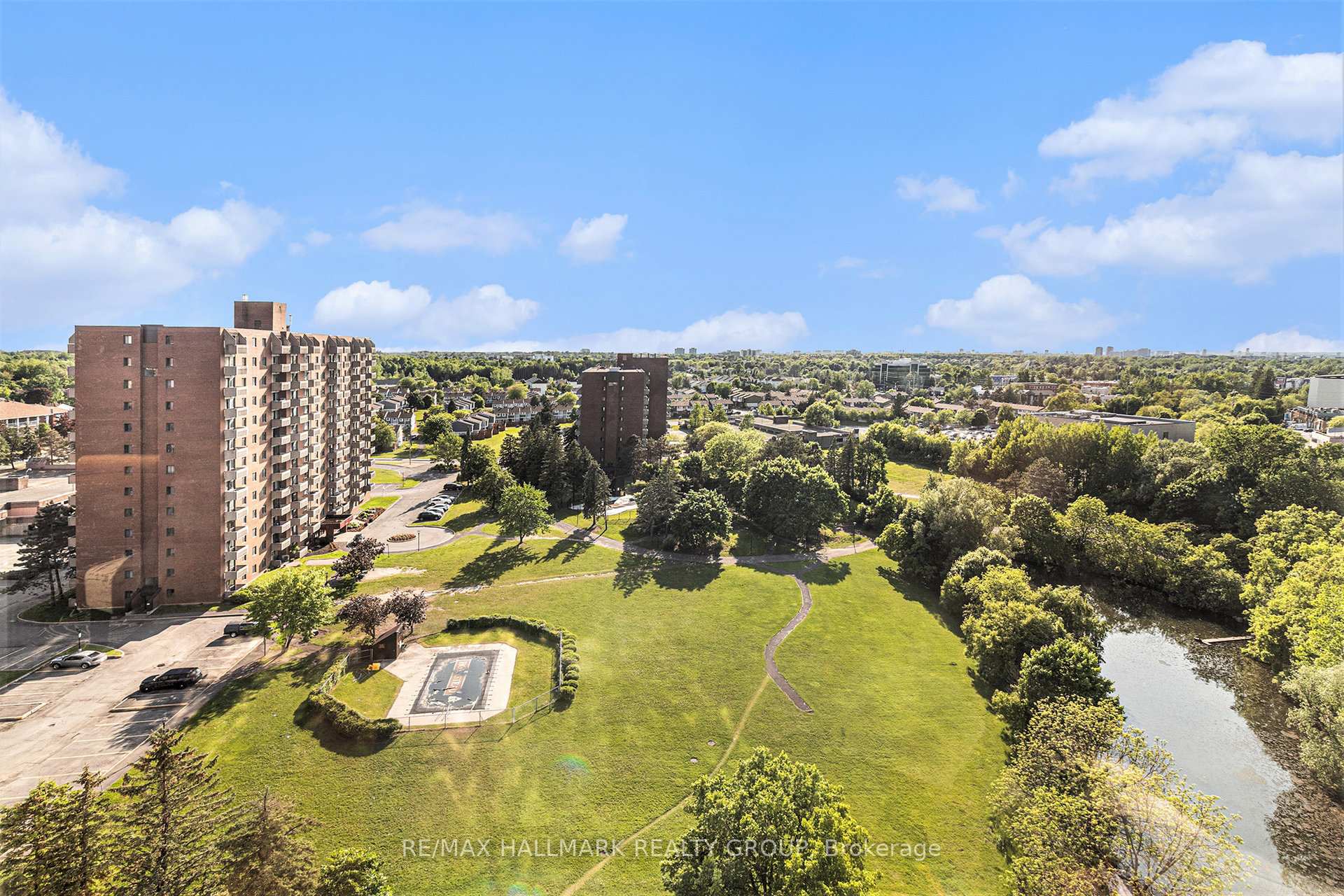 Photo 32 of Unit 1407, 2759 Carousel Crescent, Ottawa, Emerald Woods/Sawmill Creek — HOMEH