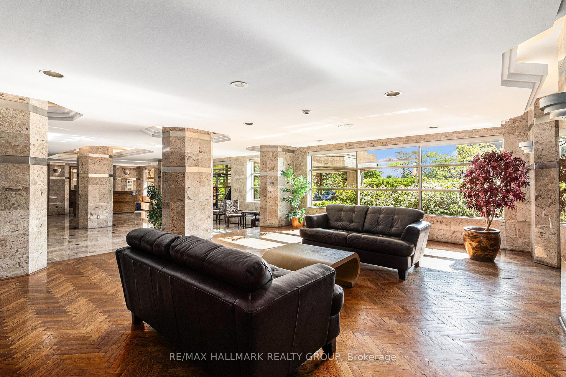 Photo 37 of Unit 1407, 2759 Carousel Crescent, Ottawa, Emerald Woods/Sawmill Creek — HOMEH