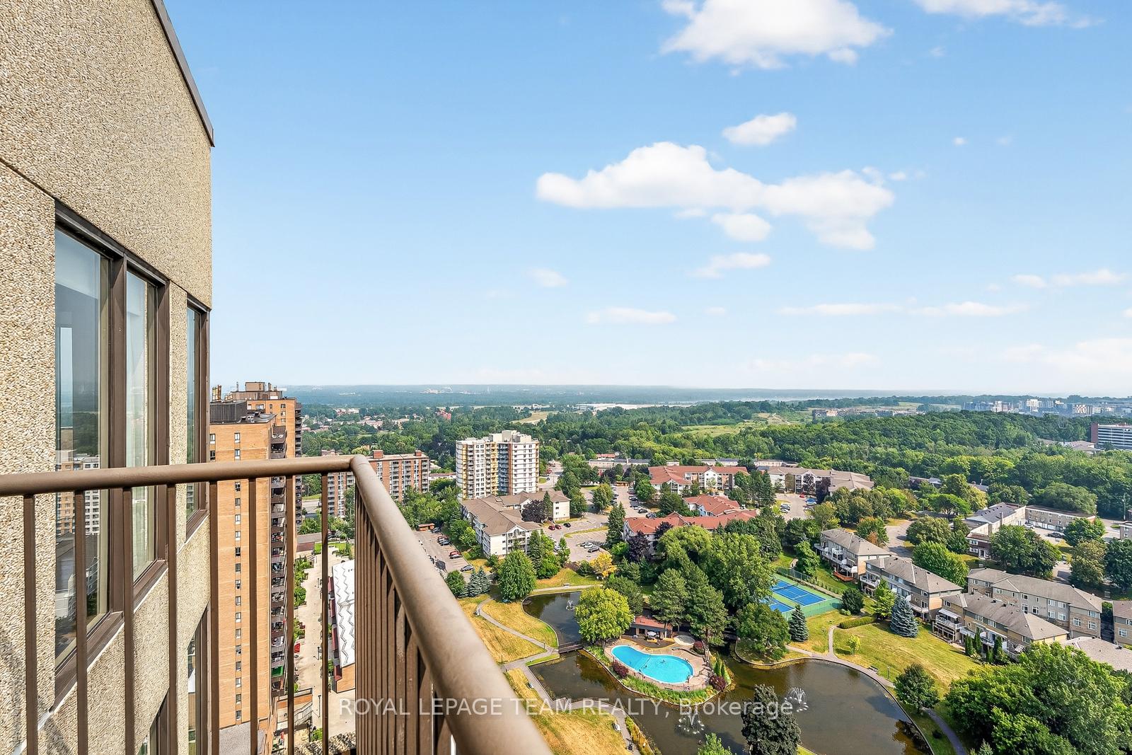 Photo 7 of Unit 2902, 545 St Laurent Boulevard, Ottawa, Viscount Alexander Park — HOMEH