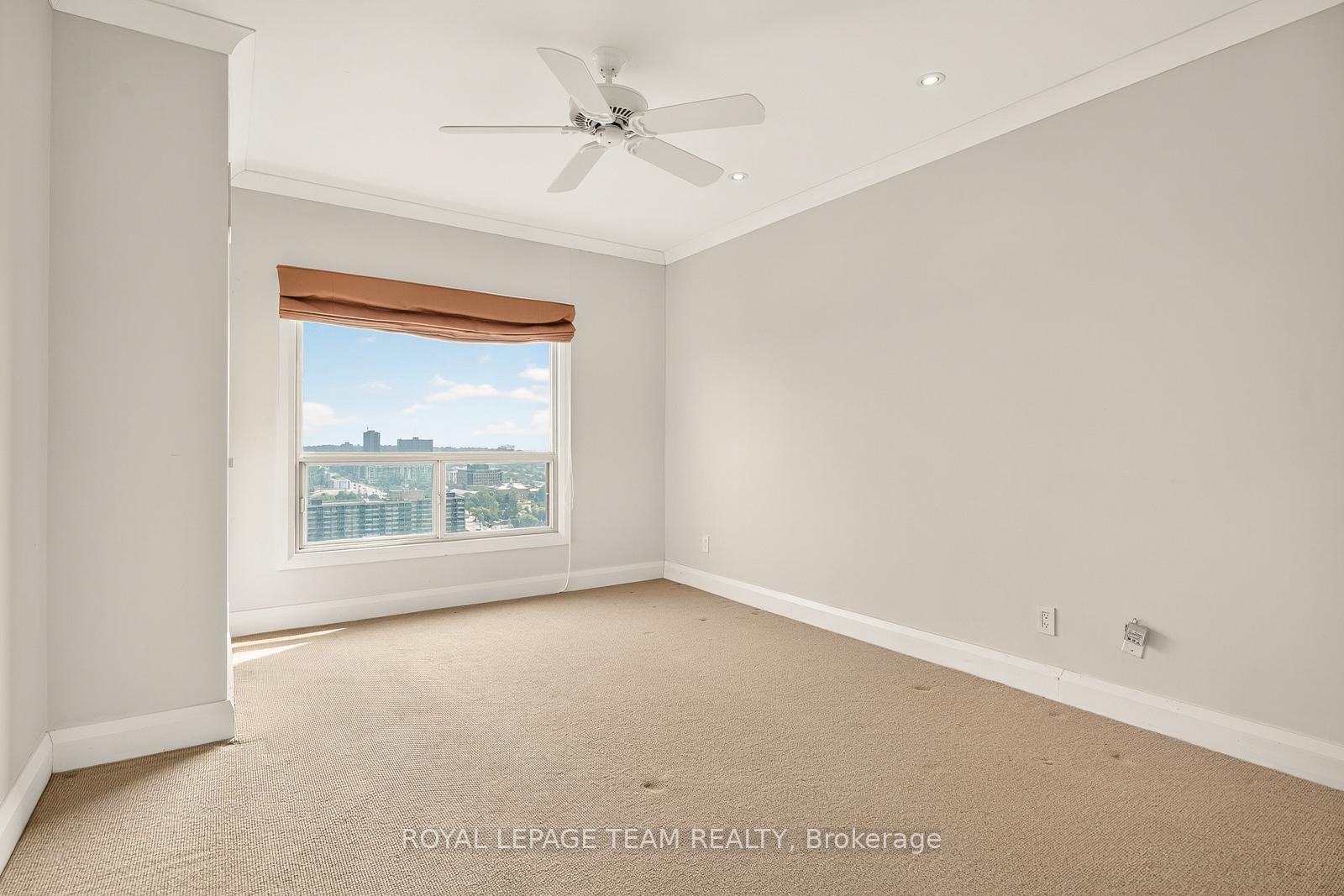 Photo 17 of Unit 2902, 545 St Laurent Boulevard, Ottawa, Viscount Alexander Park — HOMEH