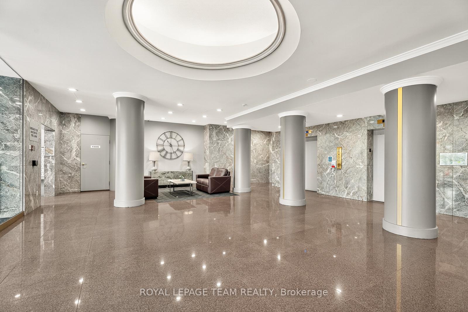 Photo 20 of Unit 2902, 545 St Laurent Boulevard, Ottawa, Viscount Alexander Park — HOMEH