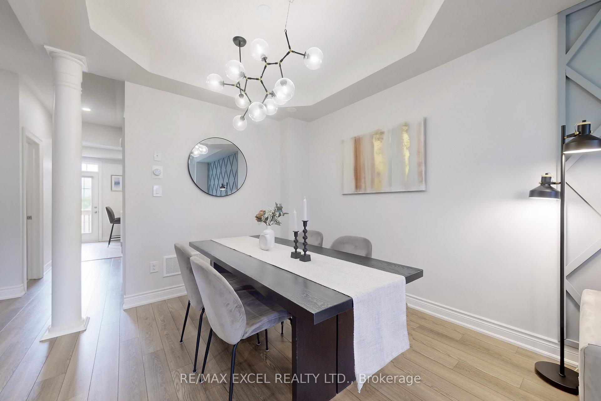 Photo 12 of 30 Roy Grove Way, Markham, Greensborough — HOMEH