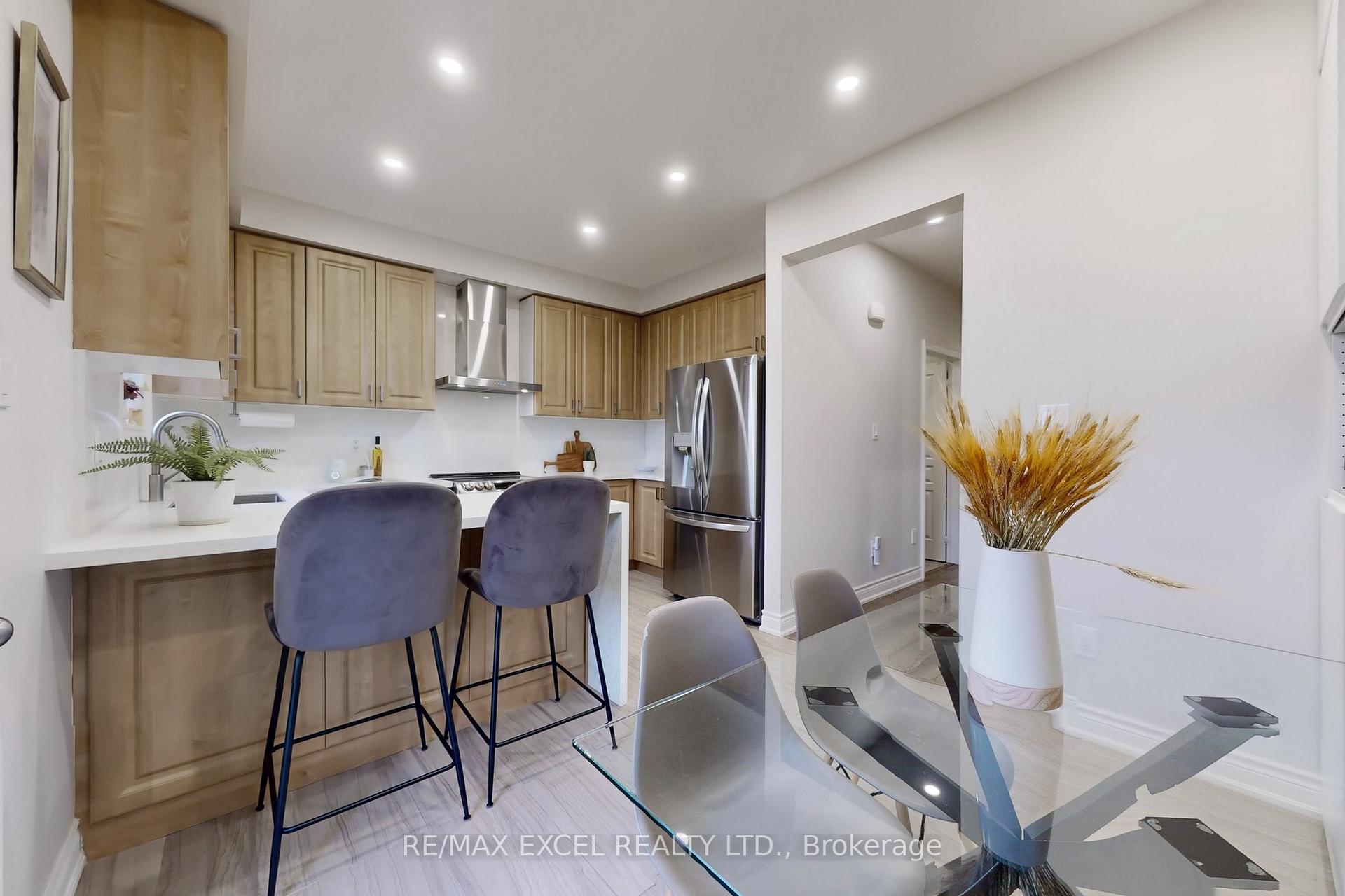 Photo 18 of 30 Roy Grove Way, Markham, Greensborough — HOMEH