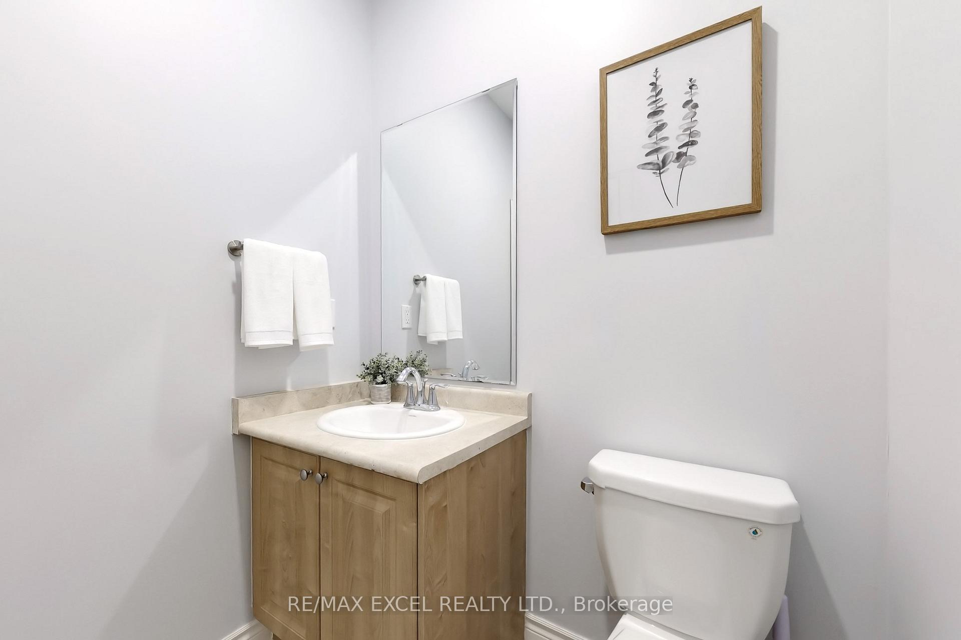 Photo 19 of 30 Roy Grove Way, Markham, Greensborough — HOMEH