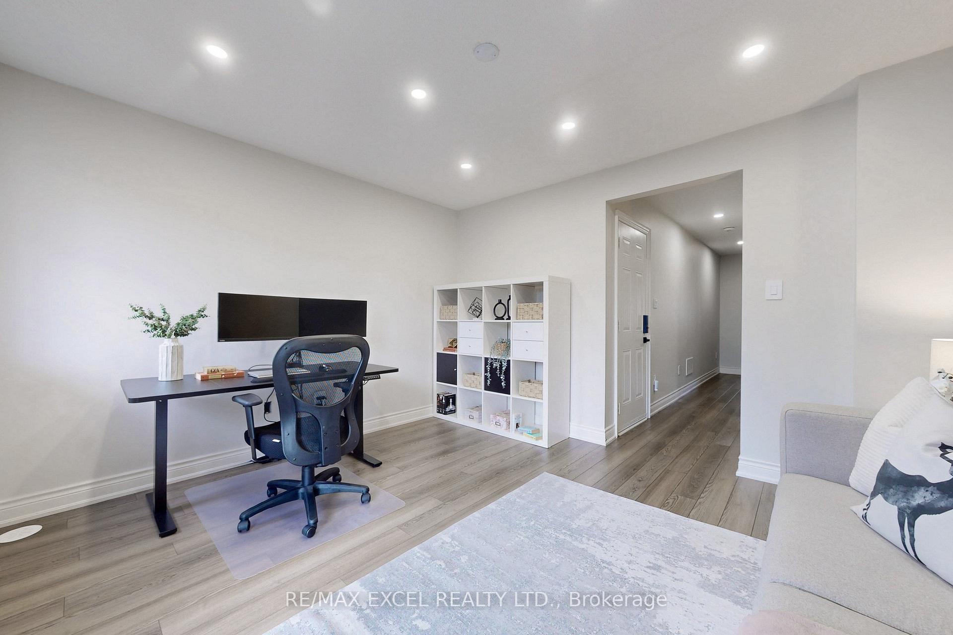 Photo 55 of 30 Roy Grove Way, Markham, Greensborough — HOMEH